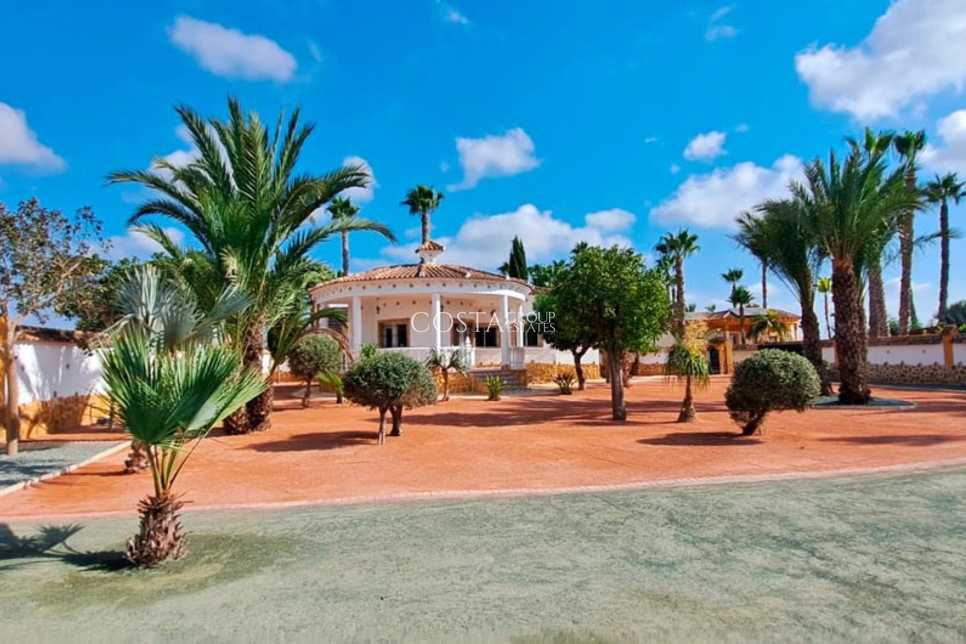 Herverkoop - Villa -
Catral - Catral Centro