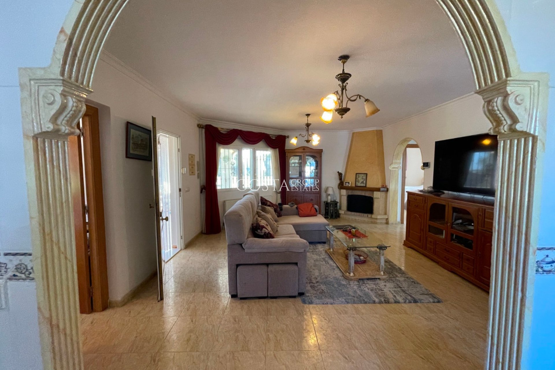 Herverkoop - Villa -
Catral - Catral Centro