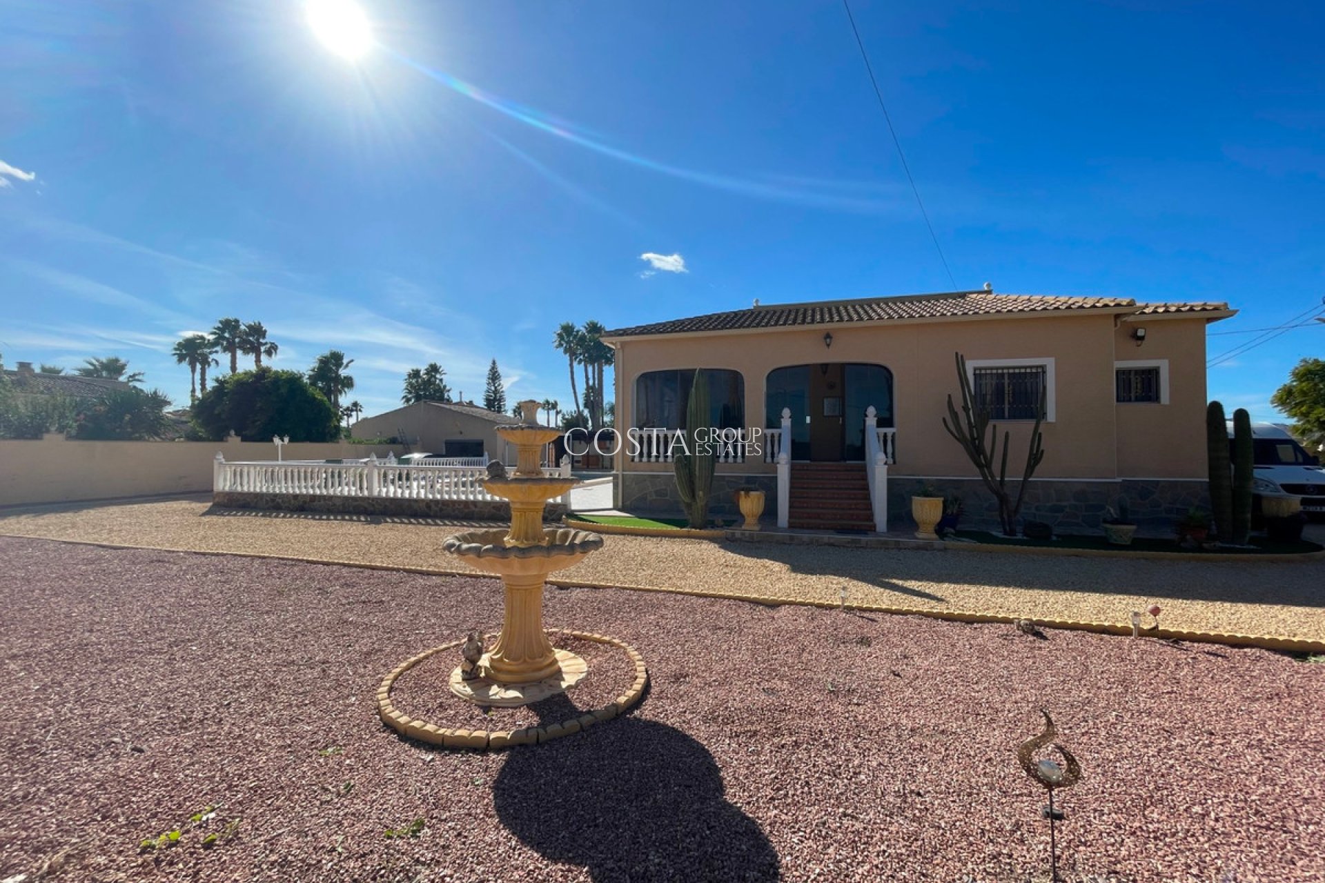 Herverkoop - Villa -
Catral - Catral Centro