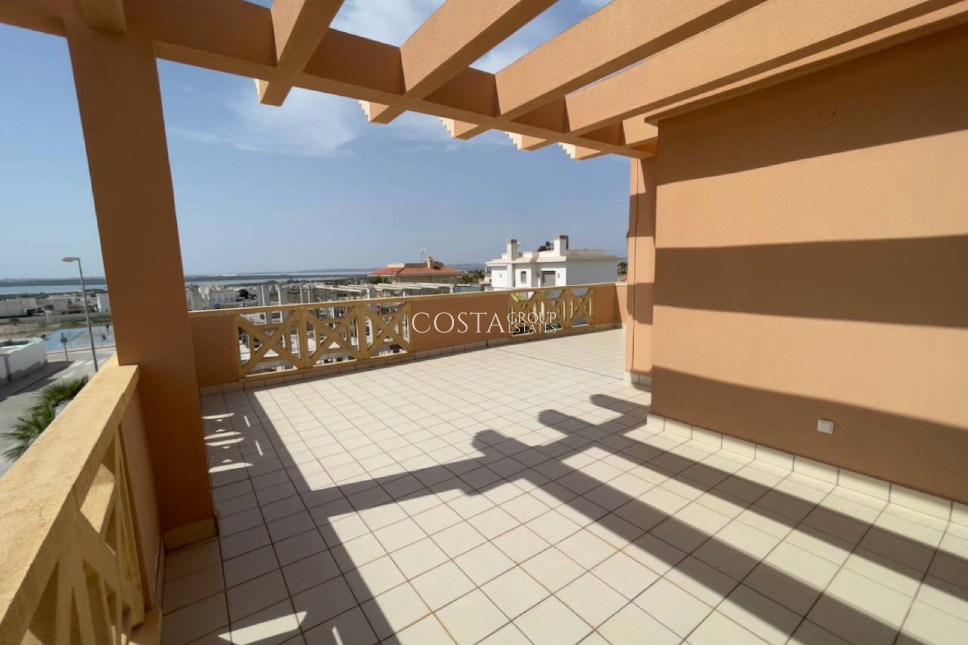 Herverkoop - Villa -
Ciudad Quesada - La Fiesta