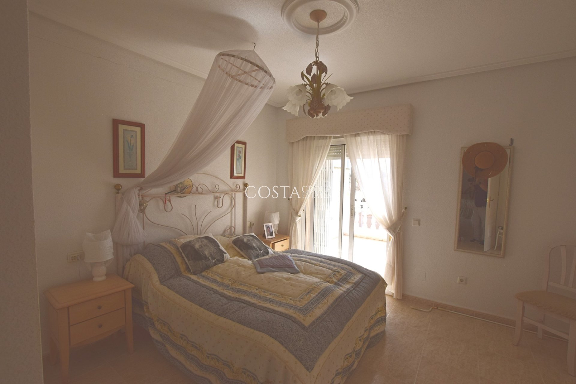 Herverkoop - Villa -
Ciudad Quesada - La Fiesta