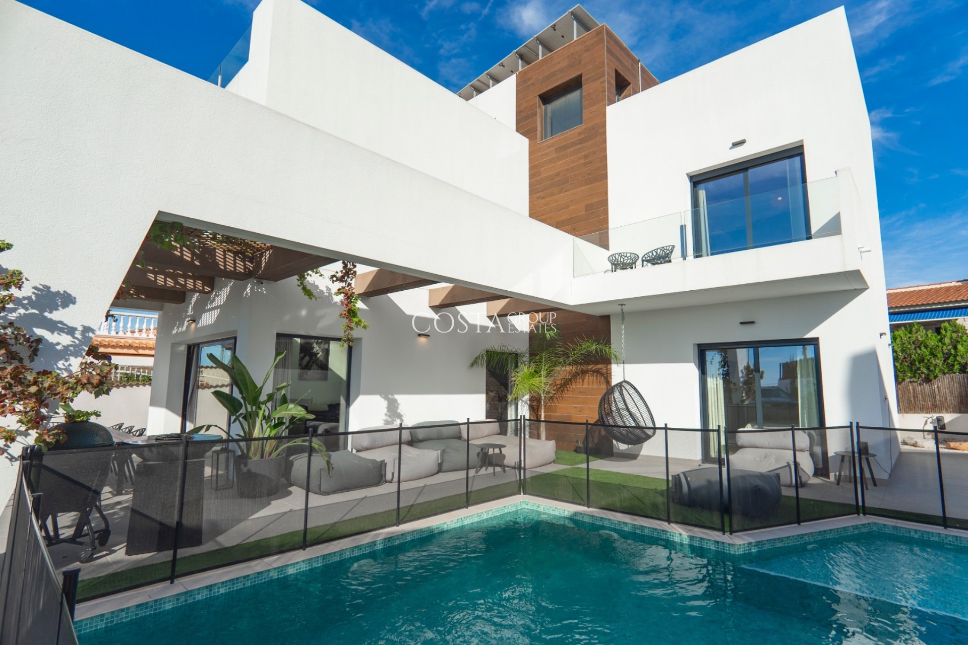 Herverkoop - Villa -
Ciudad Quesada - town