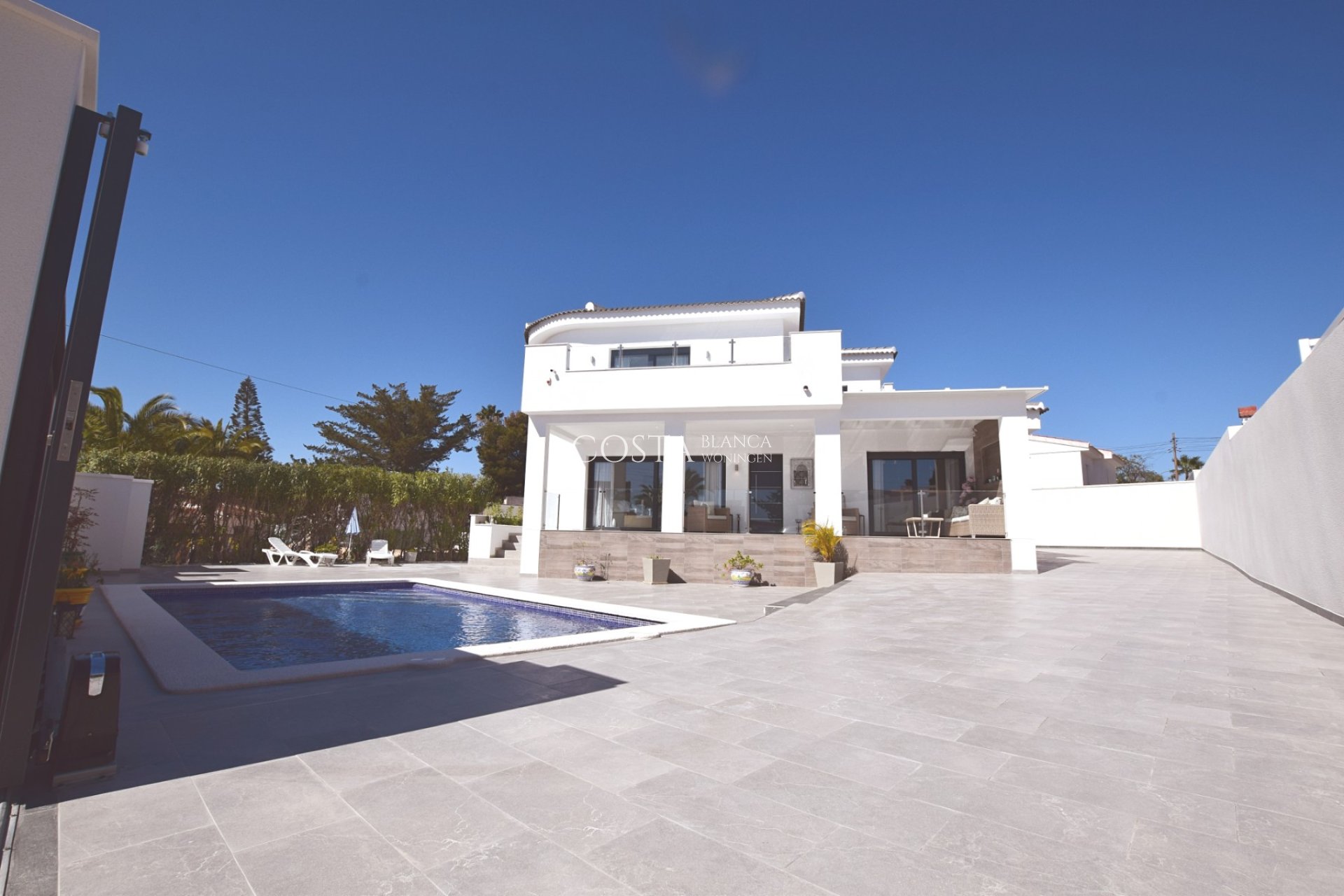 Herverkoop - Villa -
Ciudad Quesada