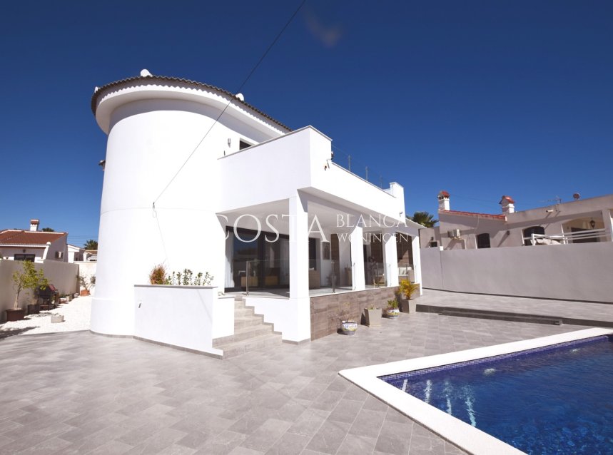 Herverkoop - Villa -
Ciudad Quesada