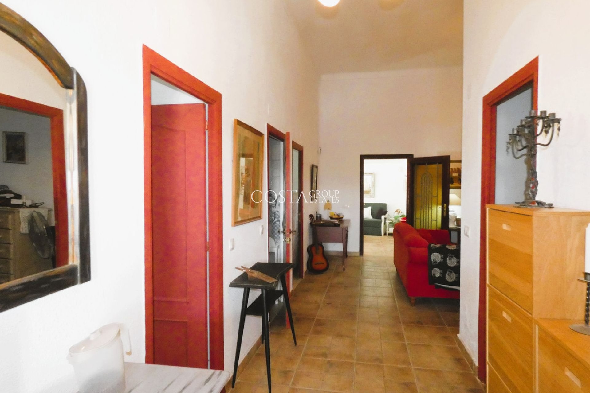 Herverkoop - Villa -
Dolores - Dolores Centro