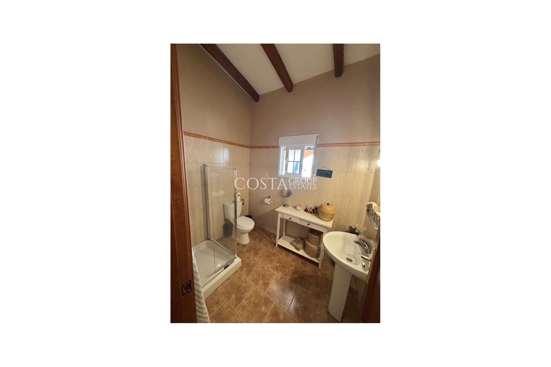 Herverkoop - Villa -
Dolores - Dolores Centro