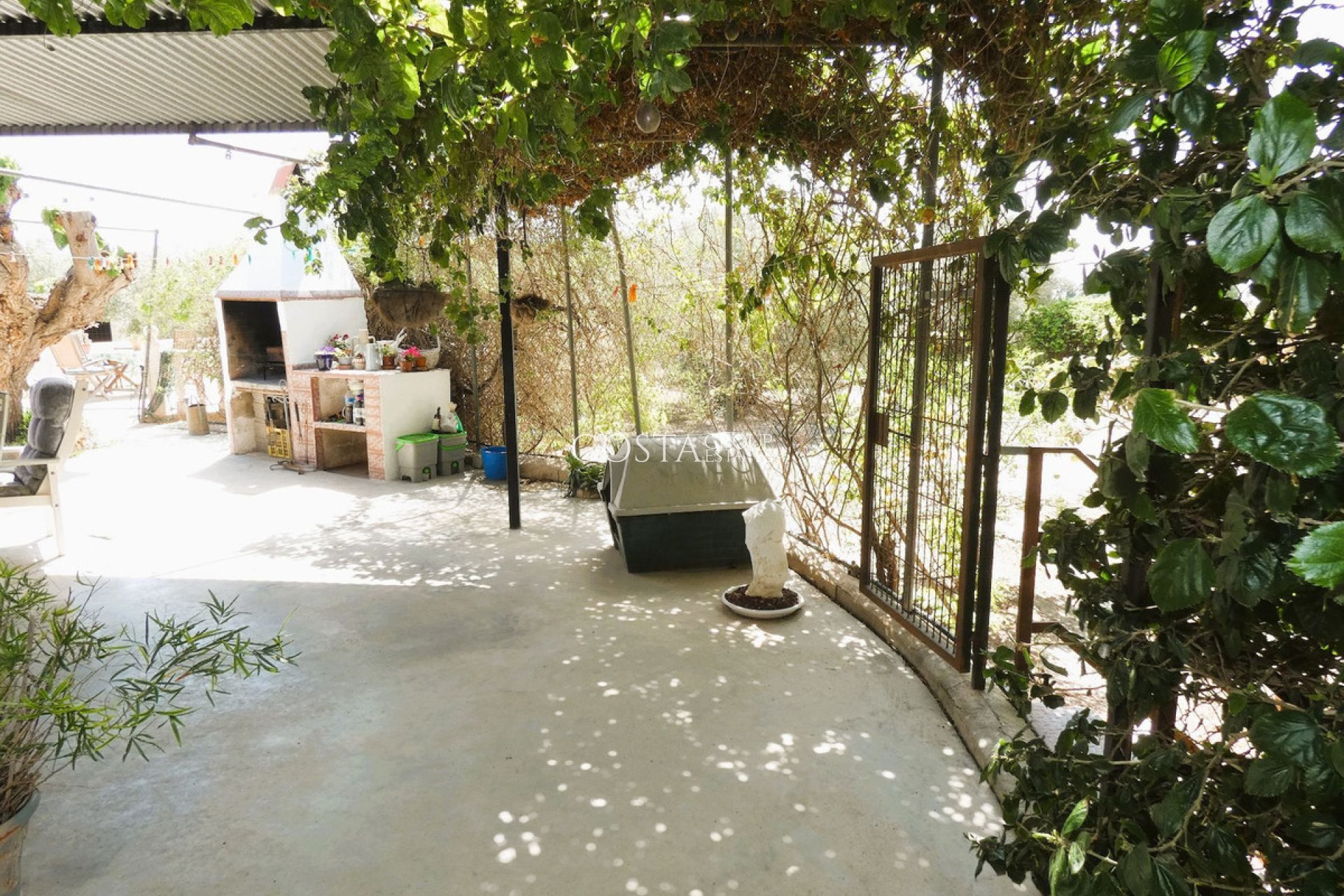 Herverkoop - Villa -
Dolores - Dolores Centro