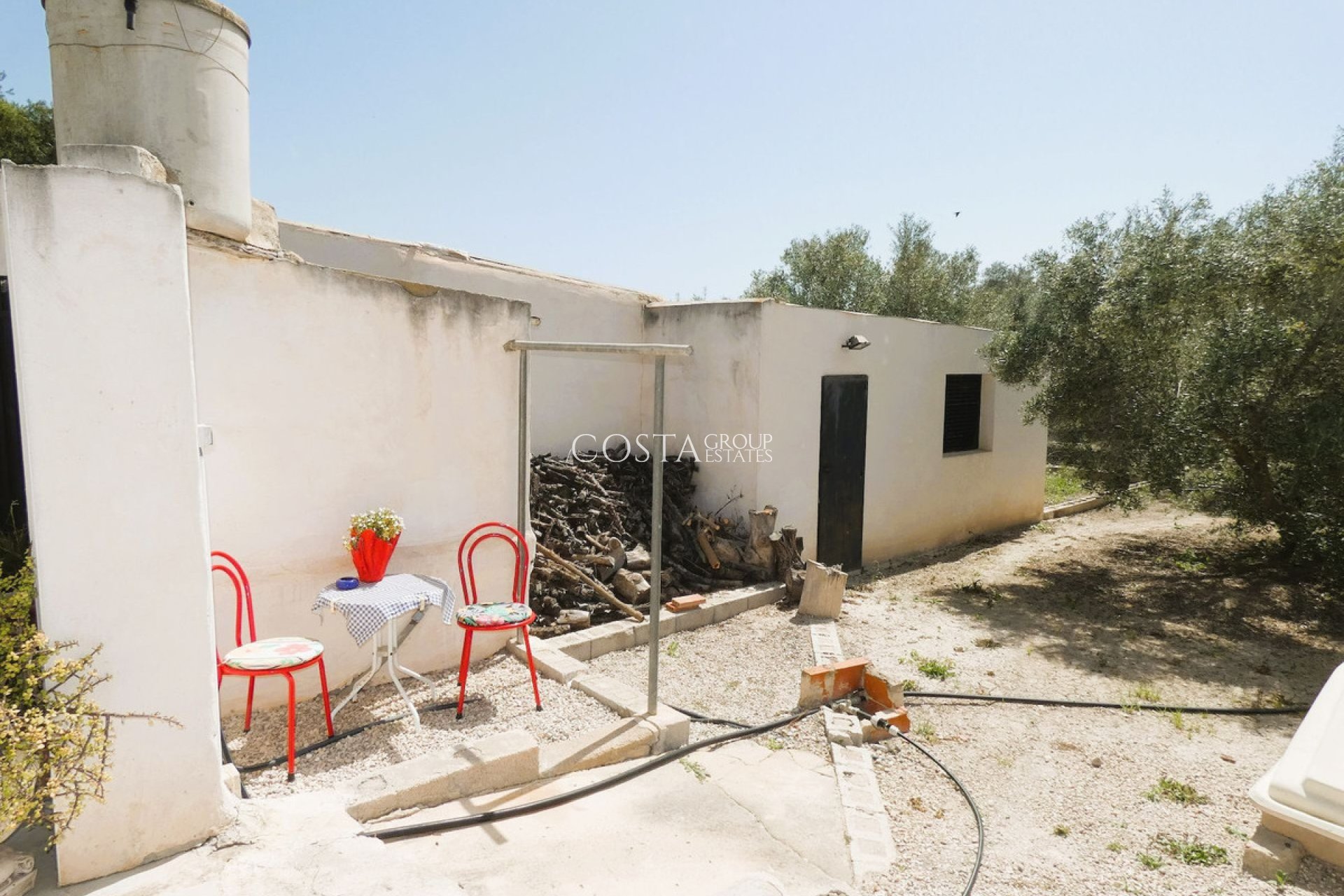 Herverkoop - Villa -
Dolores - Dolores Centro