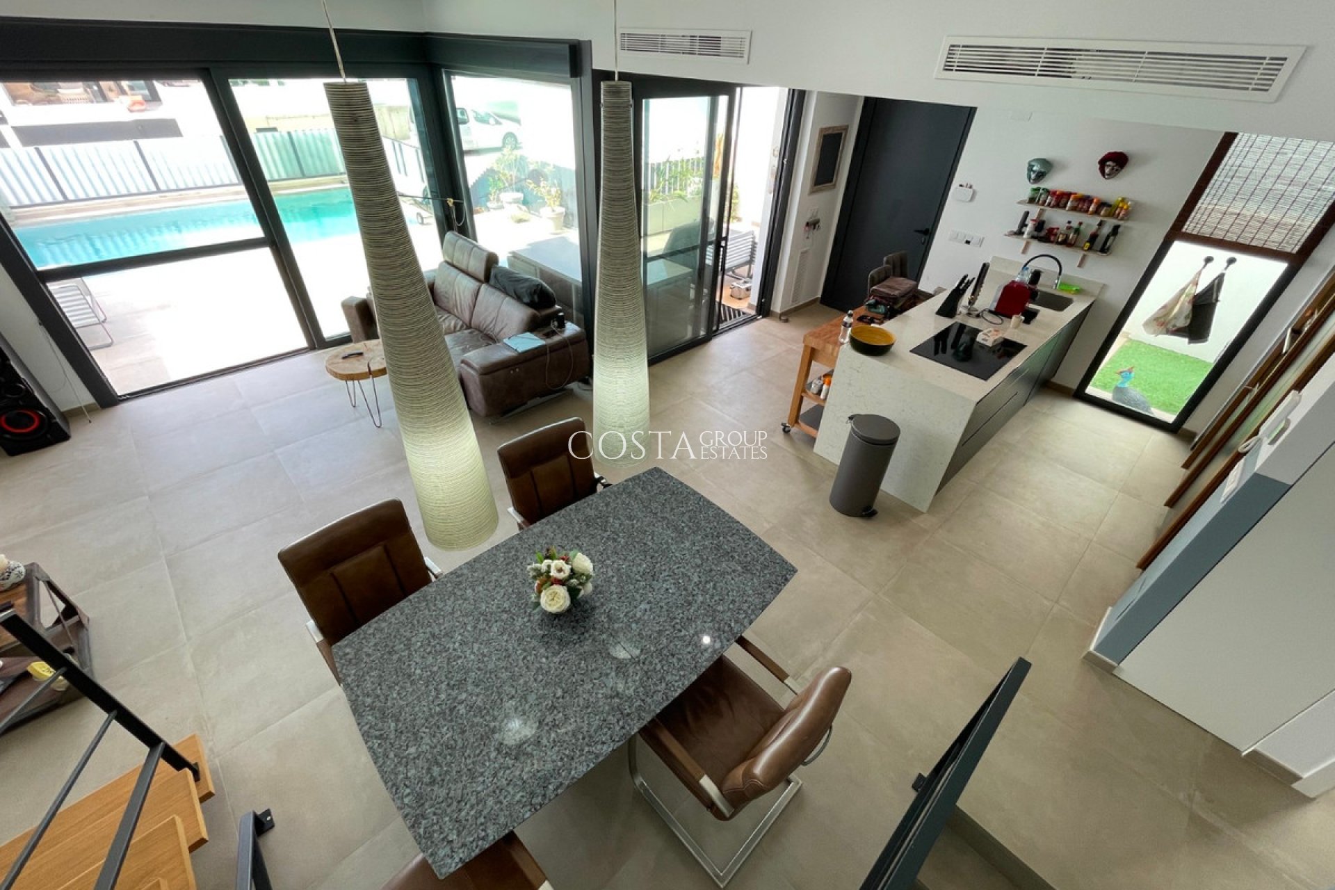 Herverkoop - Villa -
Dolores - Dolores Centro