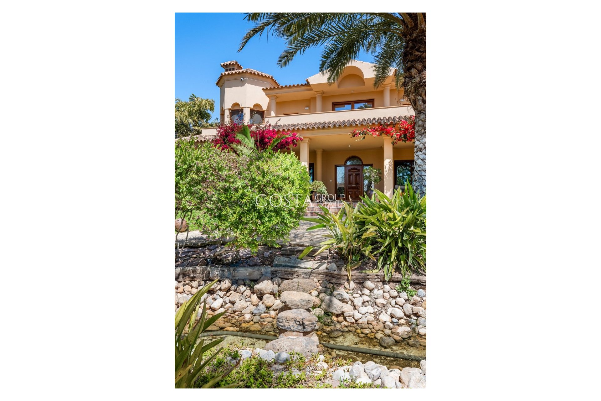 Herverkoop - Villa -
Elche