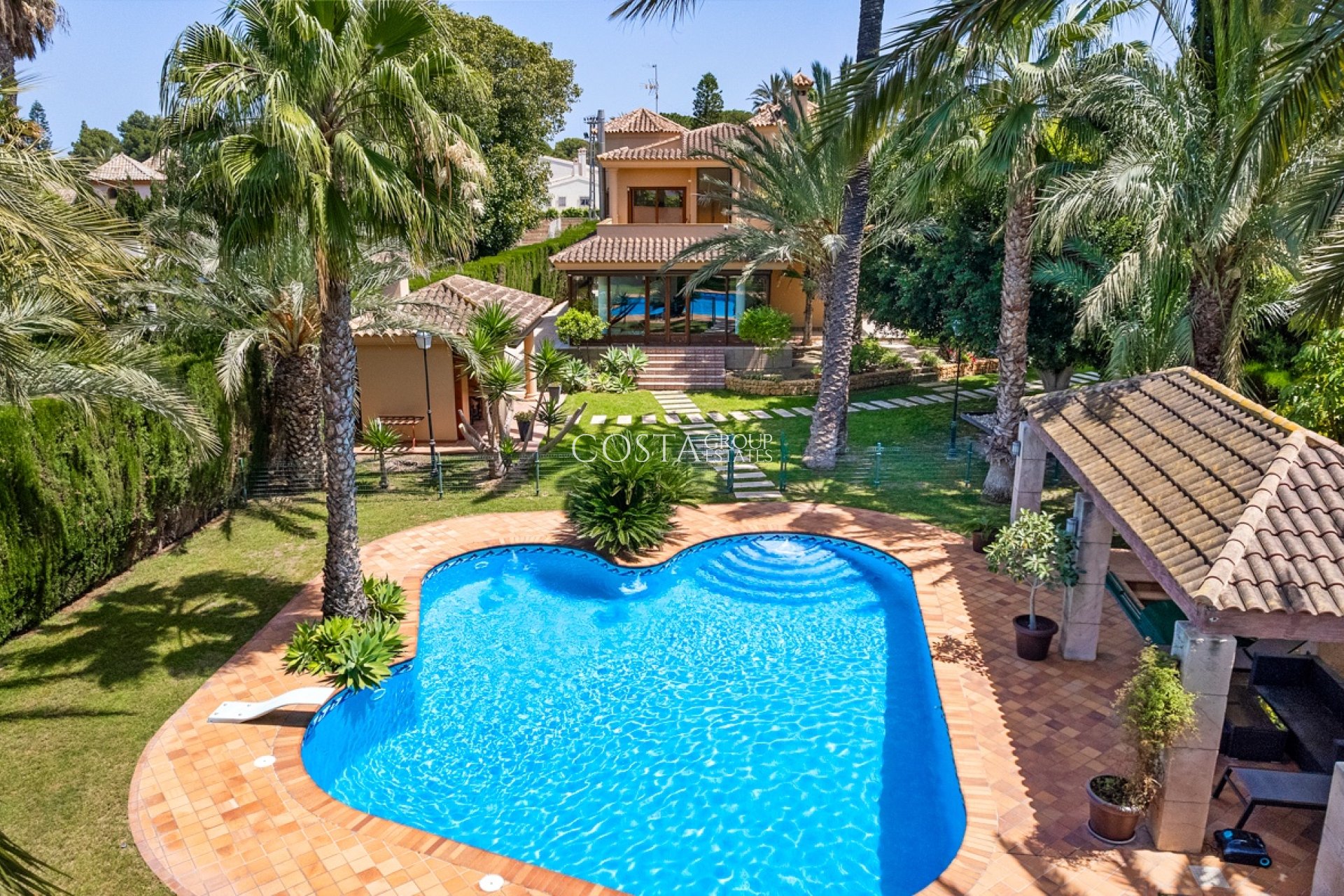 Herverkoop - Villa -
Elche