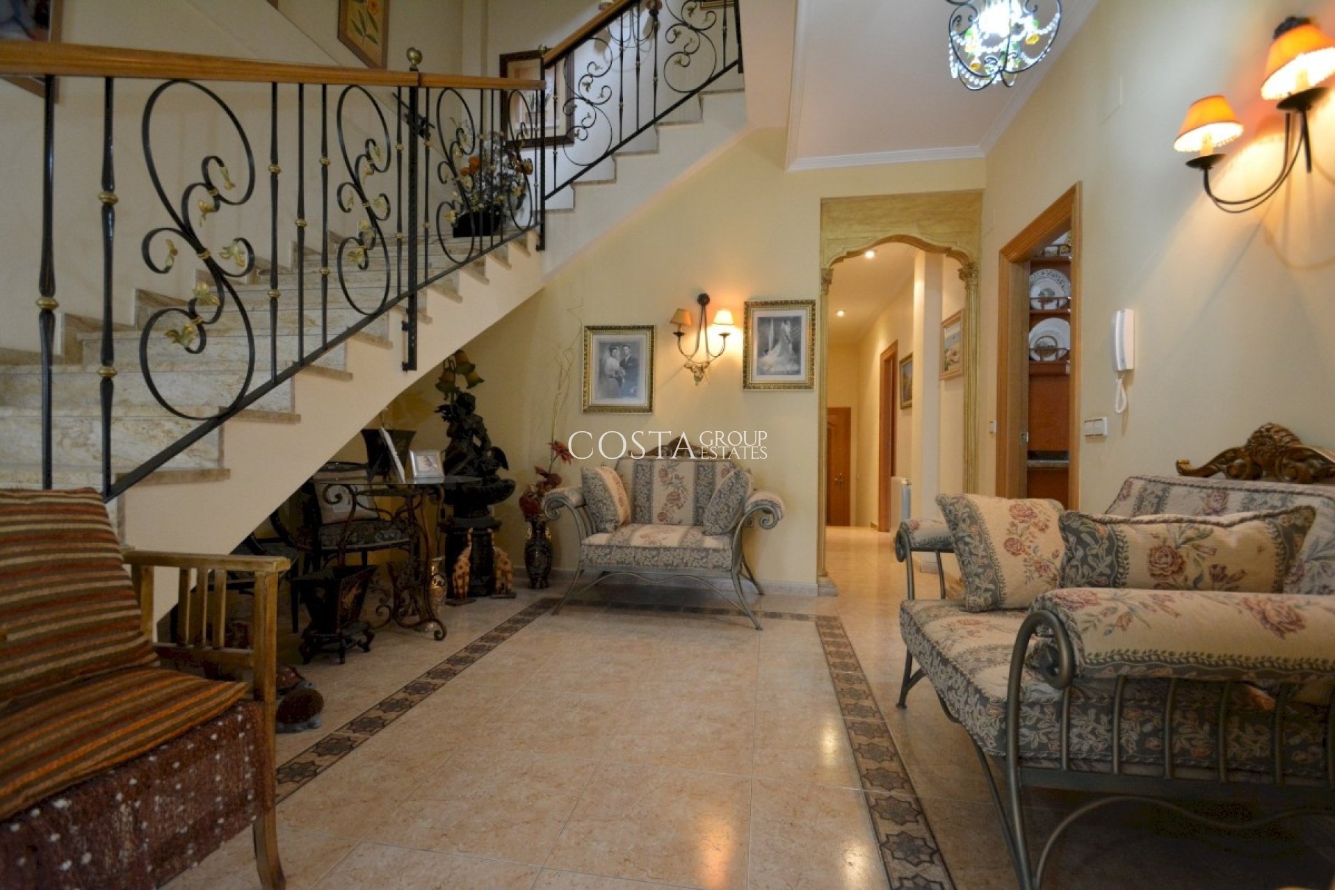 Herverkoop - Villa -
Guardamar del Segura - Guardamar del Segura Centro