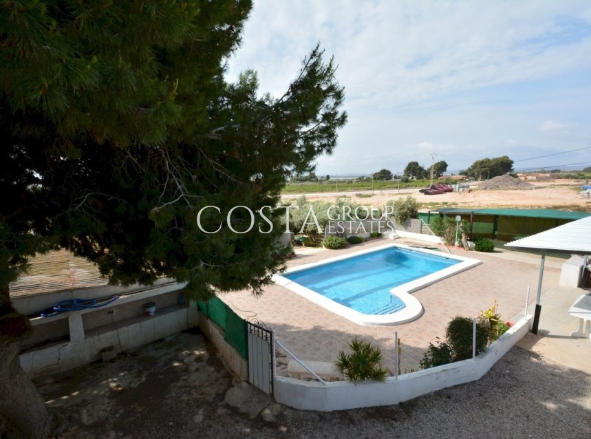 Herverkoop - Villa -
Guardamar del Segura - Guardamar del Segura Centro