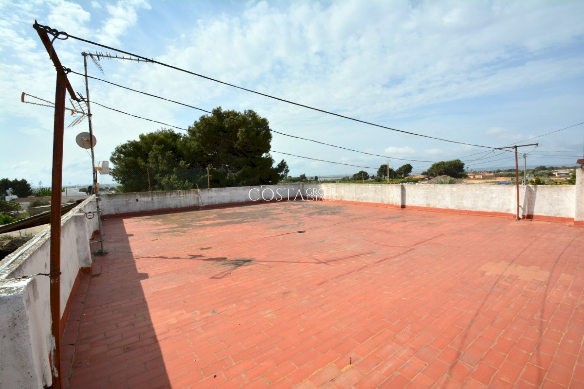 Herverkoop - Villa -
Guardamar del Segura - Guardamar del Segura Centro