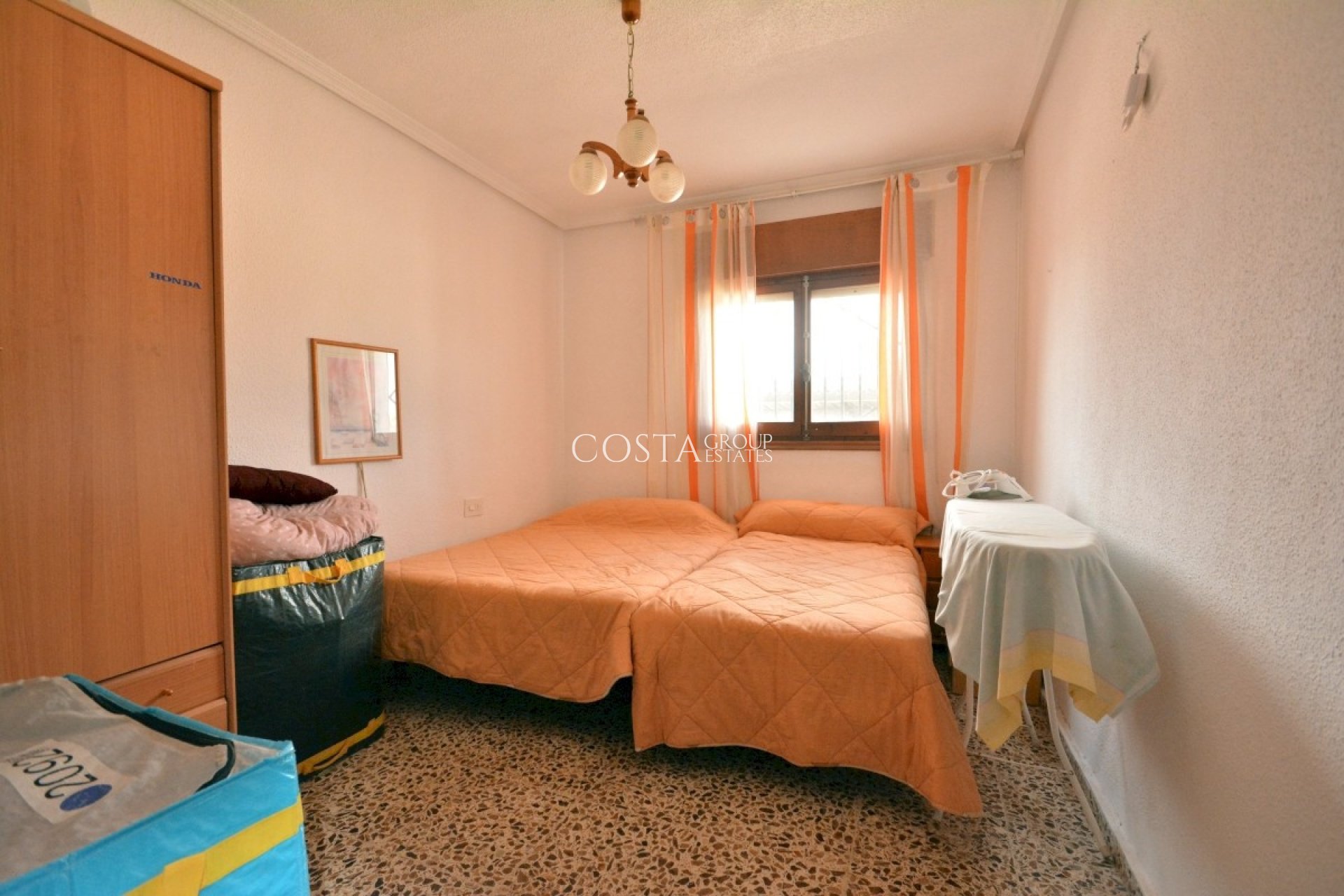 Herverkoop - Villa -
Guardamar del Segura - Guardamar del Segura Centro