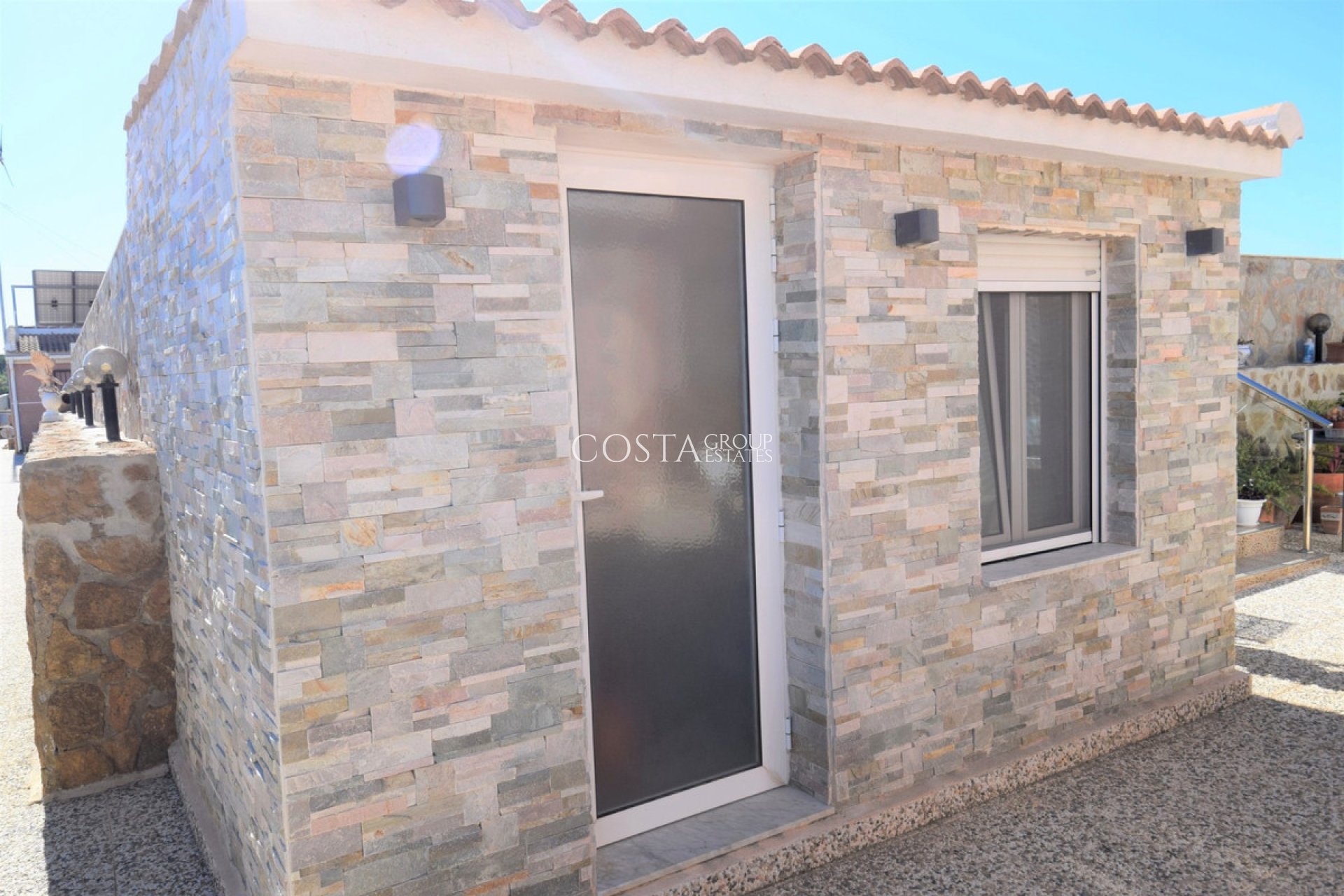 Herverkoop - Villa -
Guardamar del Segura - Guardamar del Segura Centro