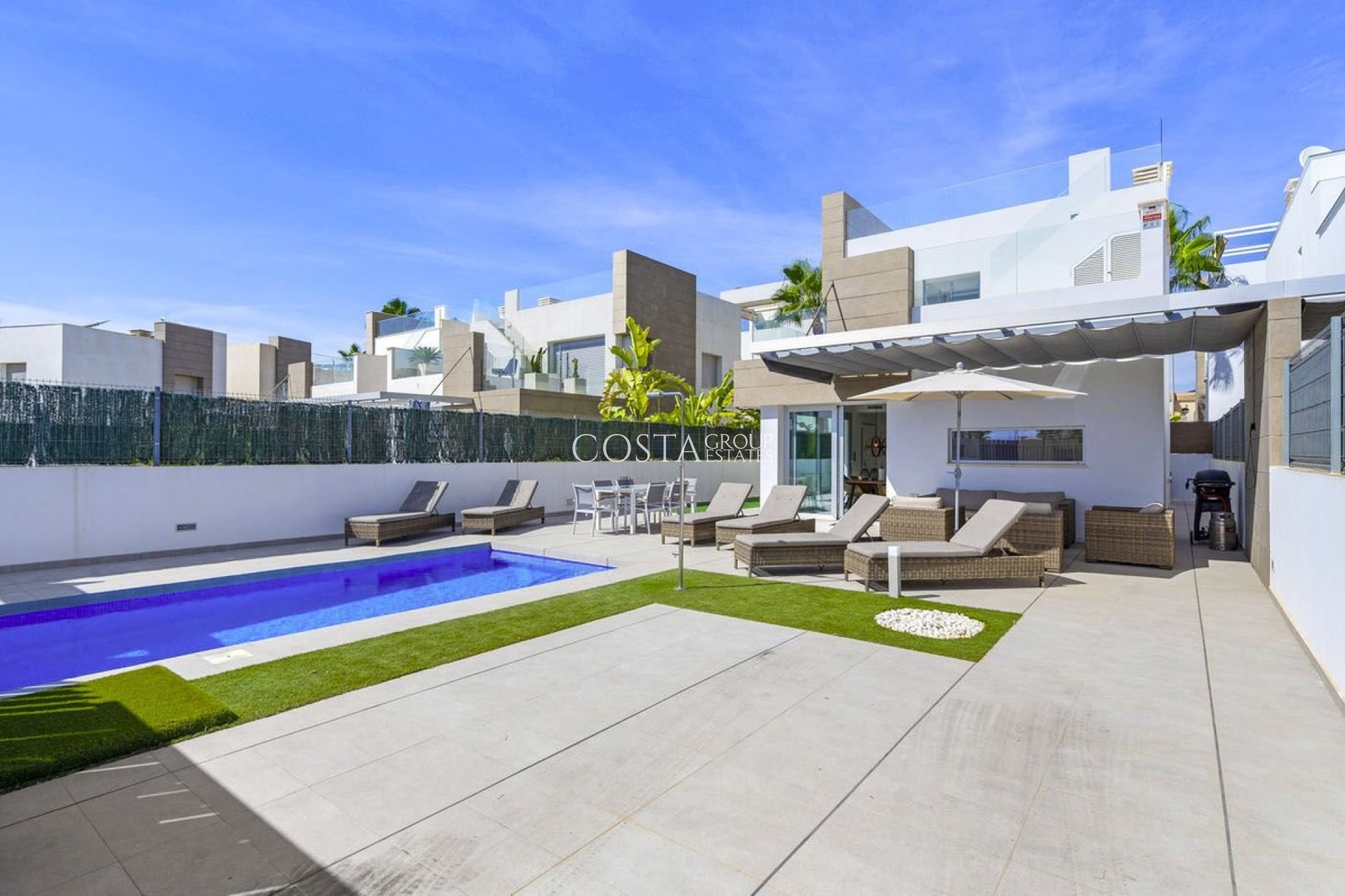 Herverkoop - Villa -
Guardamar del Segura - Guardamar del Segura Centro