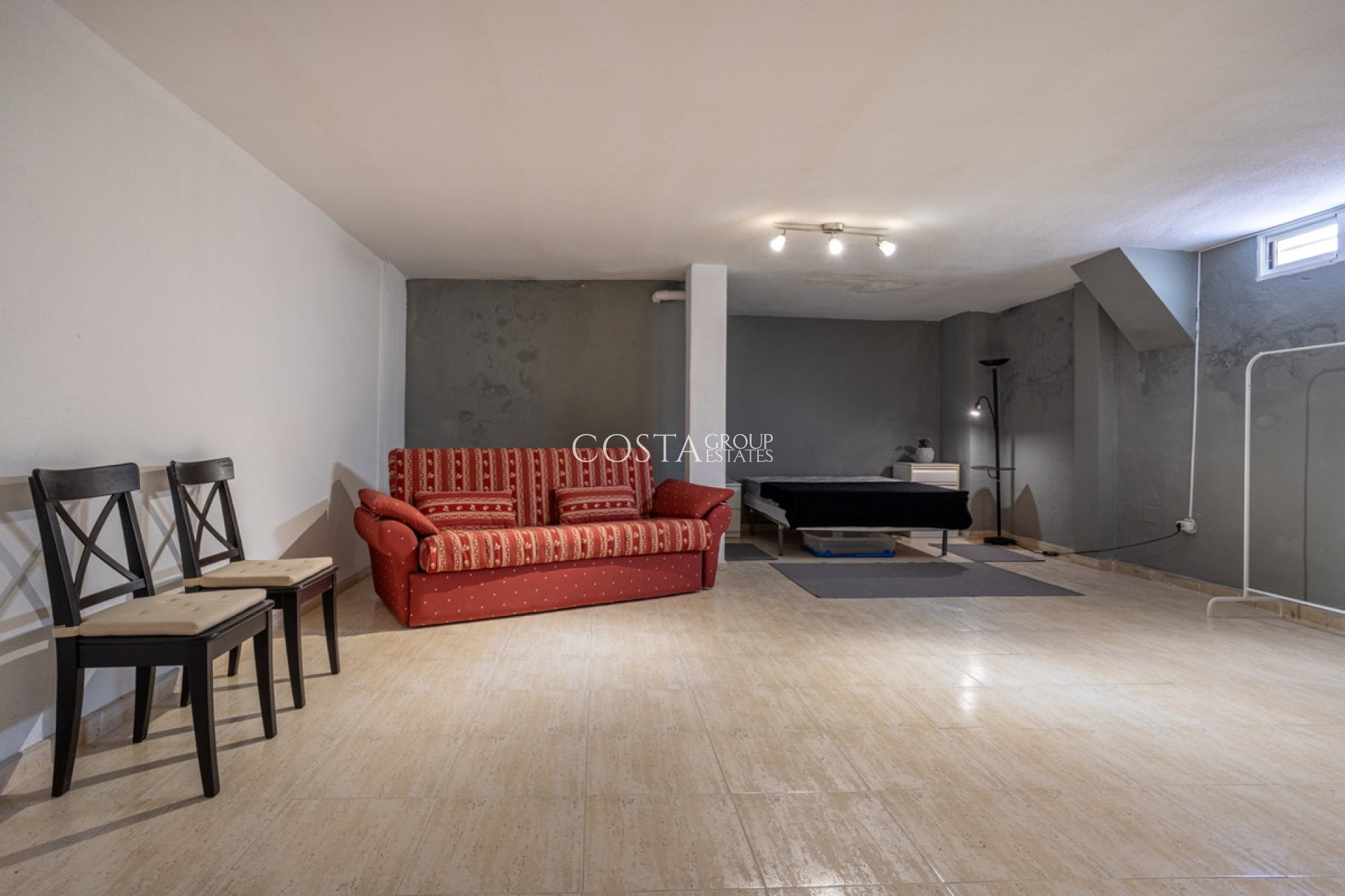 Herverkoop - Villa -
Guardamar del Segura - Guardamar del Segura Centro