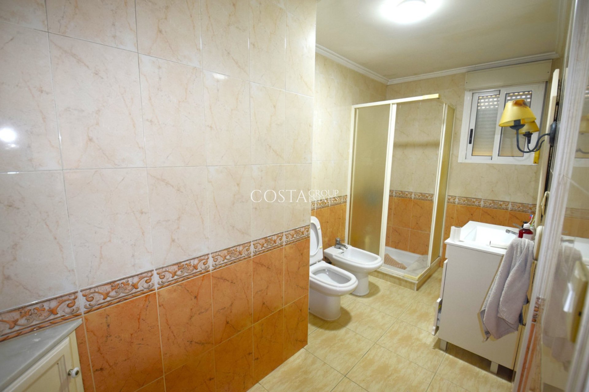 Herverkoop - Villa -
Guardamar del Segura - Guardamar del Segura Centro