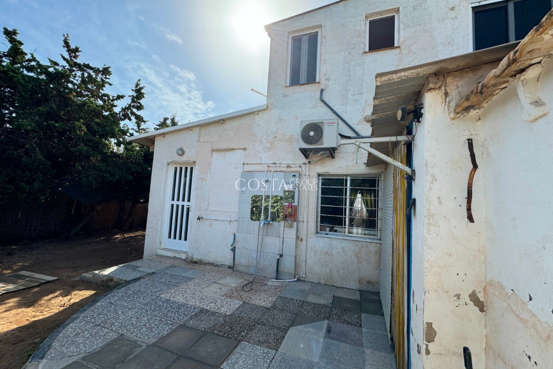 Herverkoop - Villa -
Guardamar del Segura - Guardamar del Segura Centro