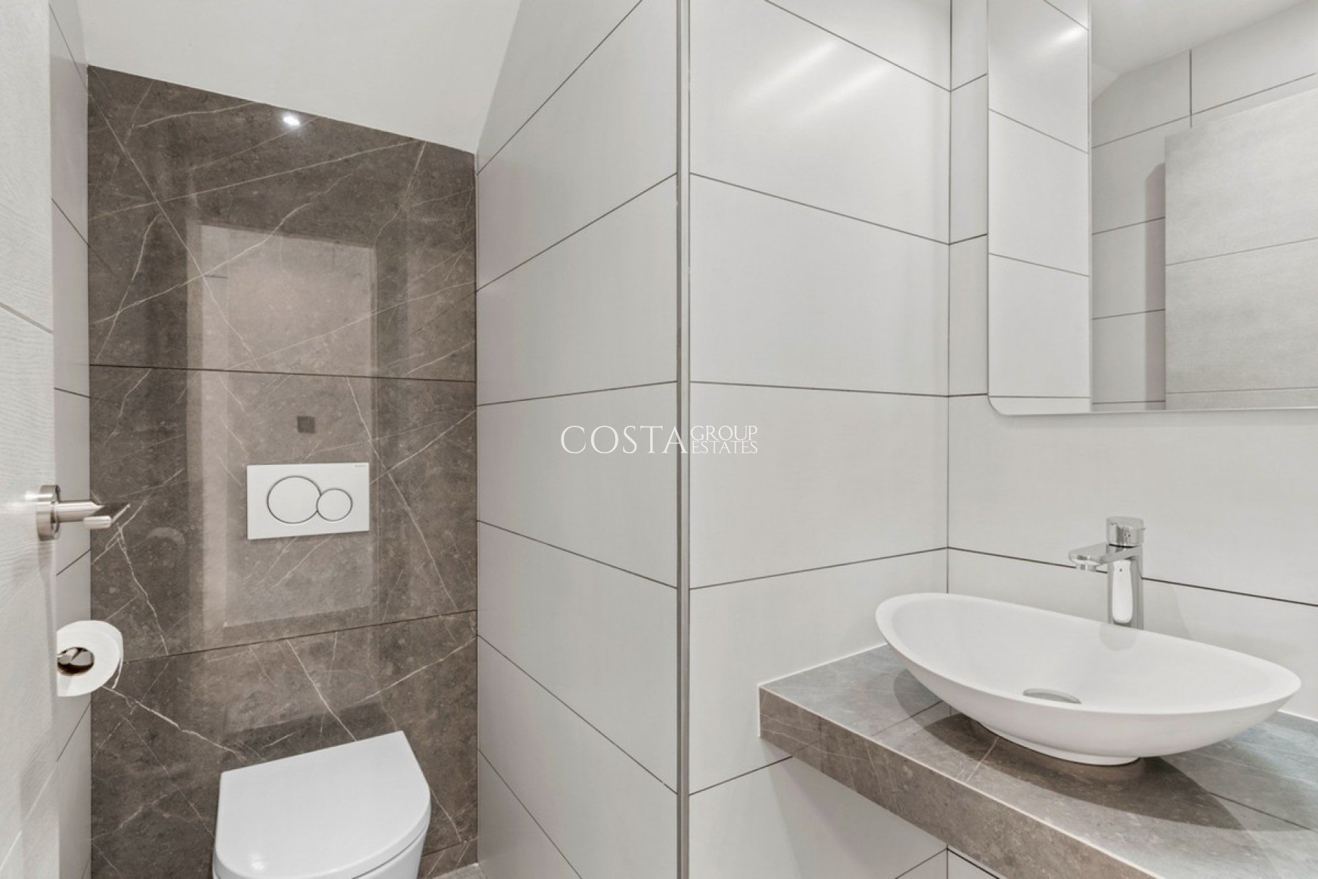 Herverkoop - Villa -
Guardamar del Segura - Guardamar del Segura Centro