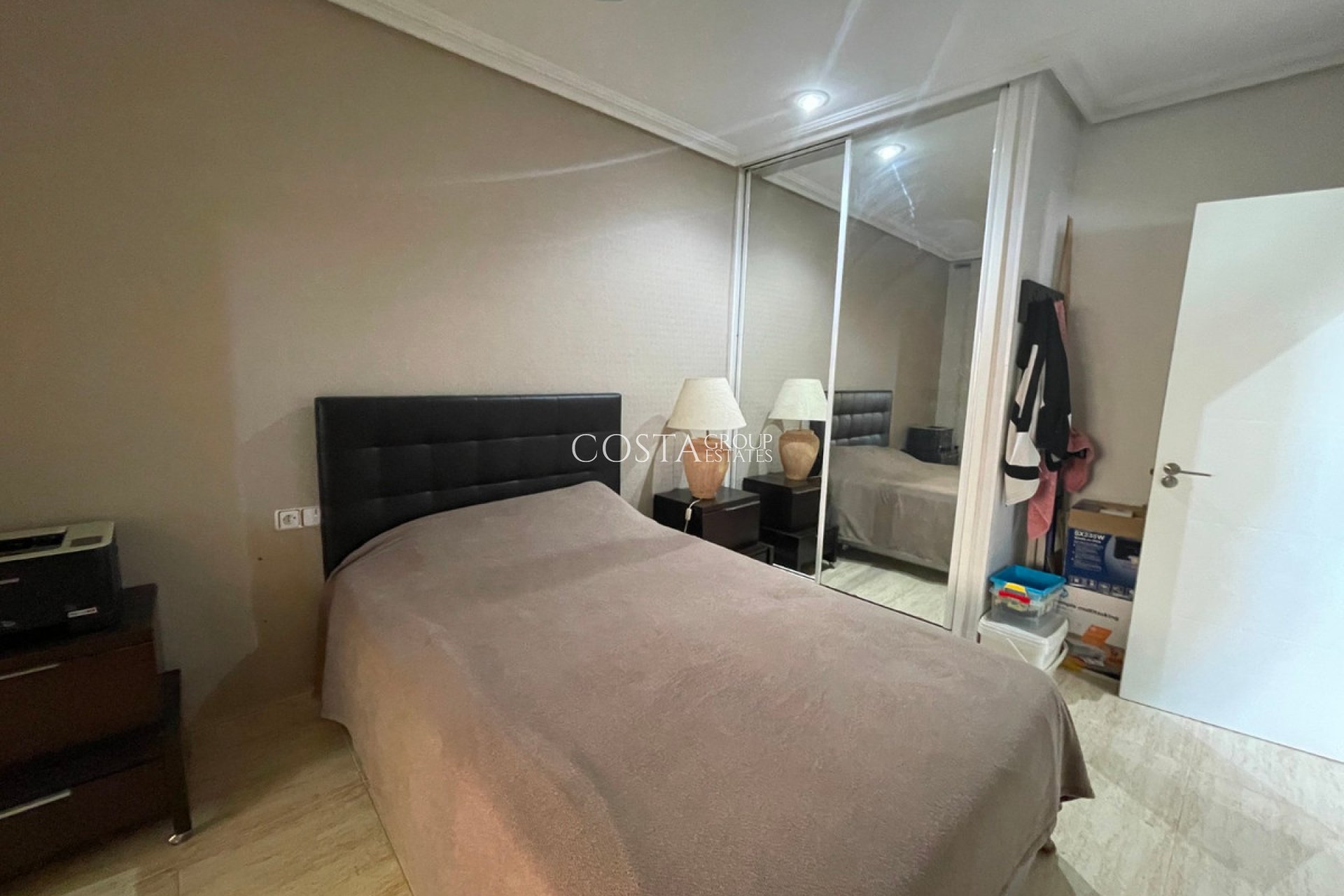 Herverkoop - Villa -
Guardamar del Segura - Guardamar del Segura Centro