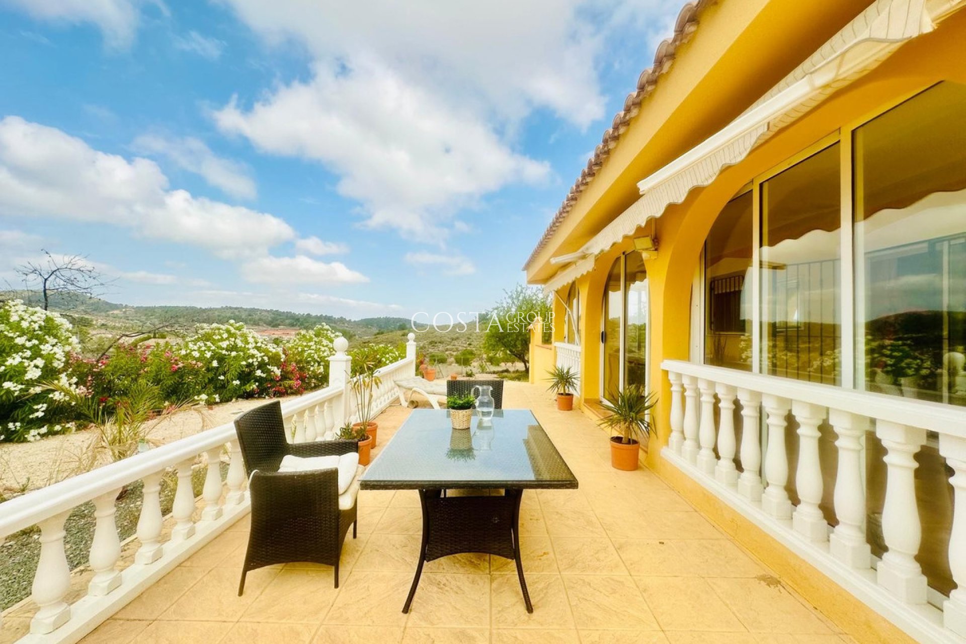 Herverkoop - Villa -
Jumilla - La Zarza