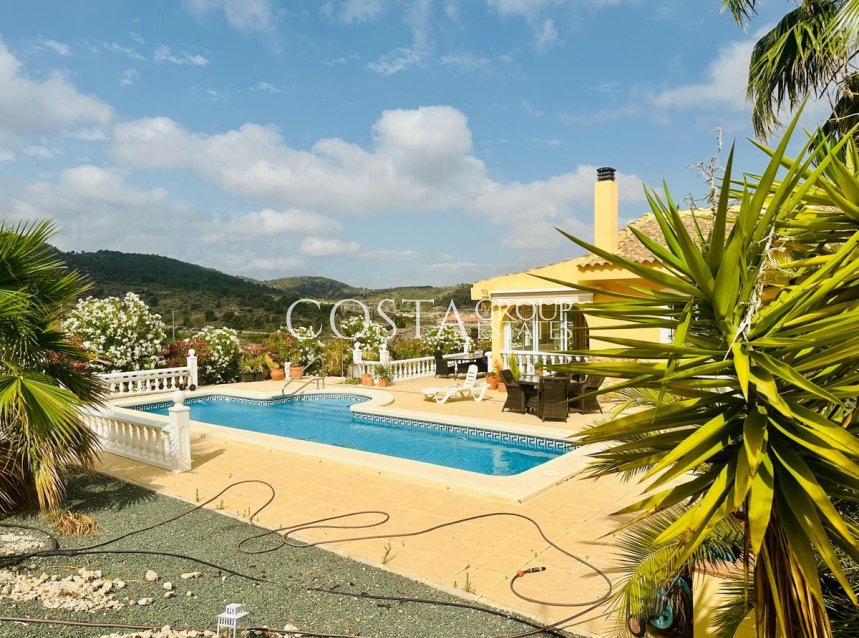 Herverkoop - Villa -
Jumilla - La Zarza