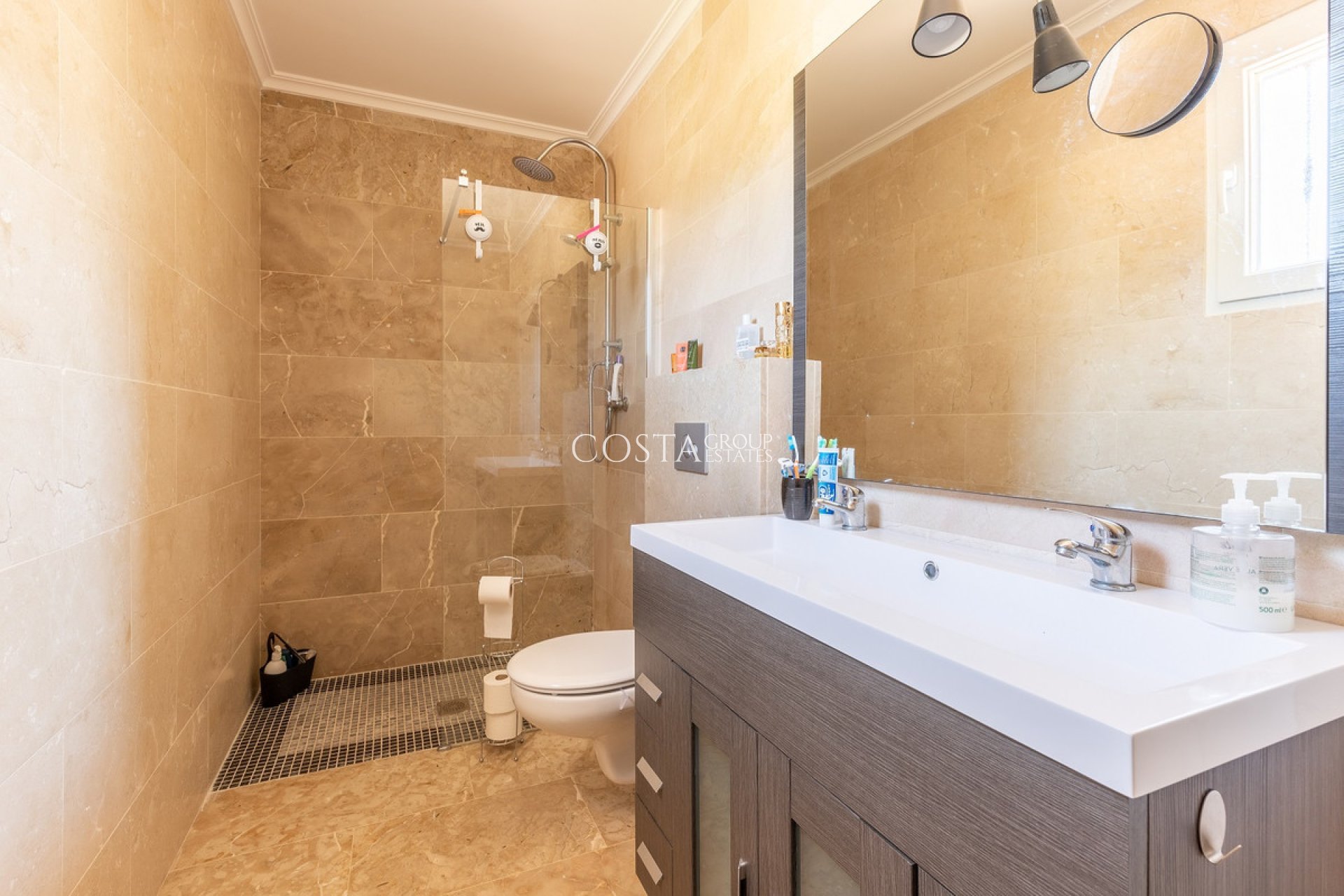 Herverkoop - Villa -
La Romana - La Romana Centro