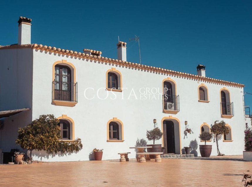 Herverkoop - Villa -
Lorca - Lorca Centro