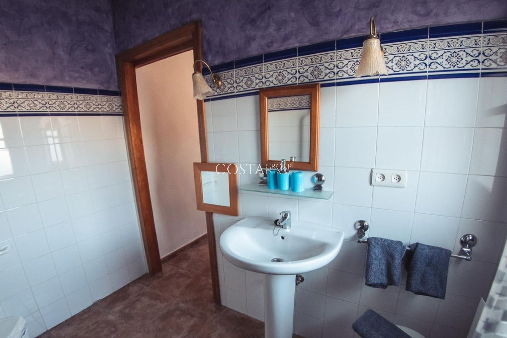 Herverkoop - Villa -
Lorca - Lorca Centro