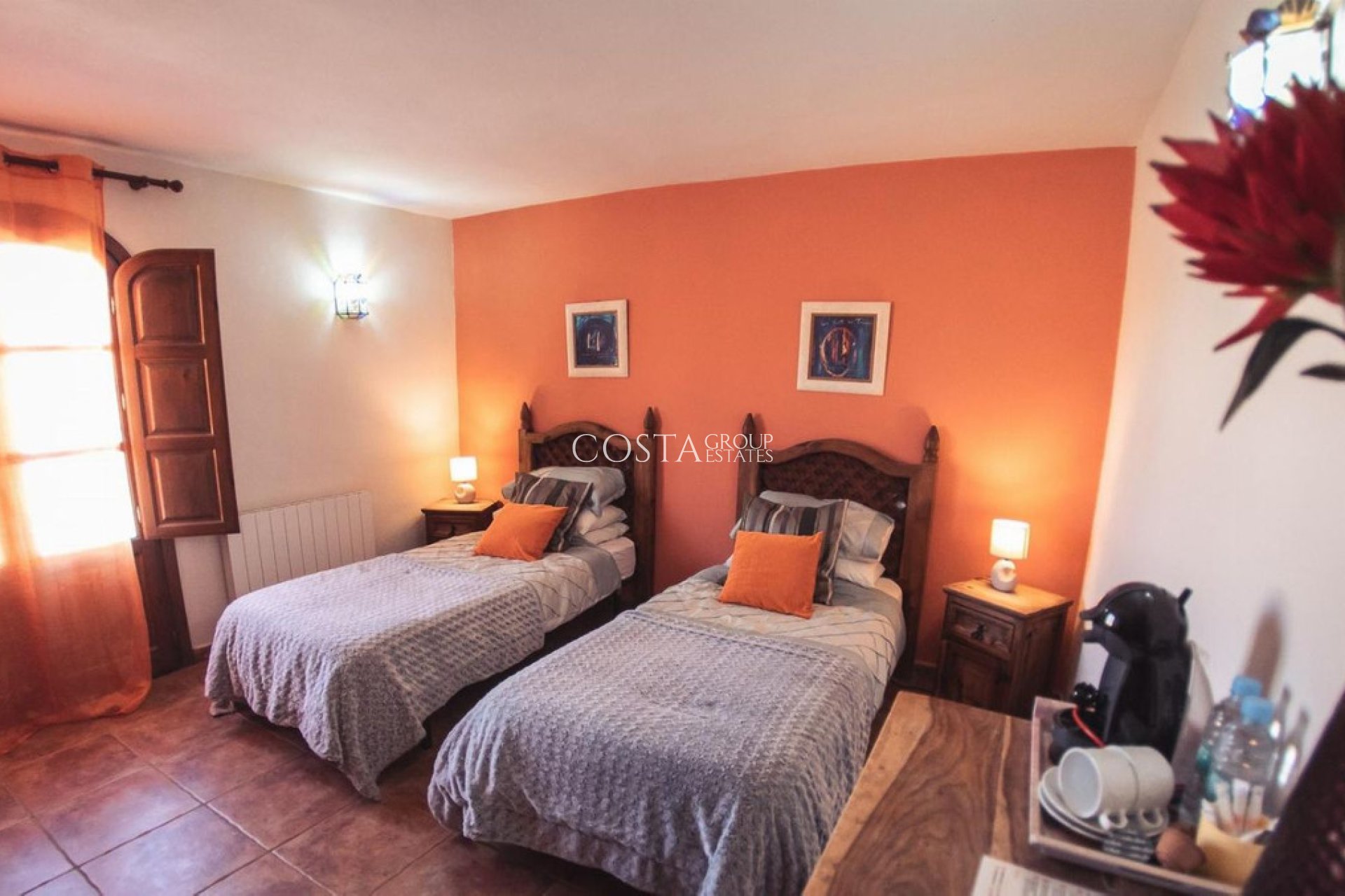 Herverkoop - Villa -
Lorca - Lorca Centro