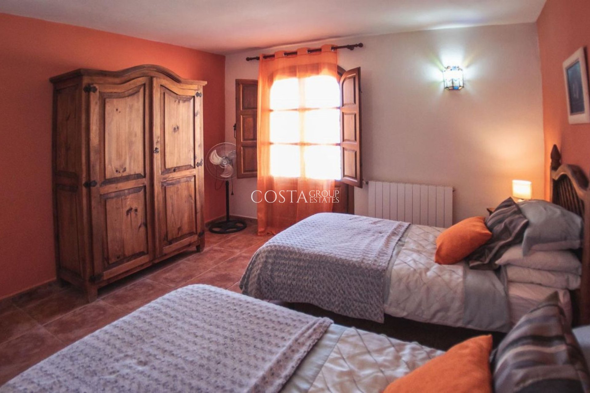 Herverkoop - Villa -
Lorca - Lorca Centro