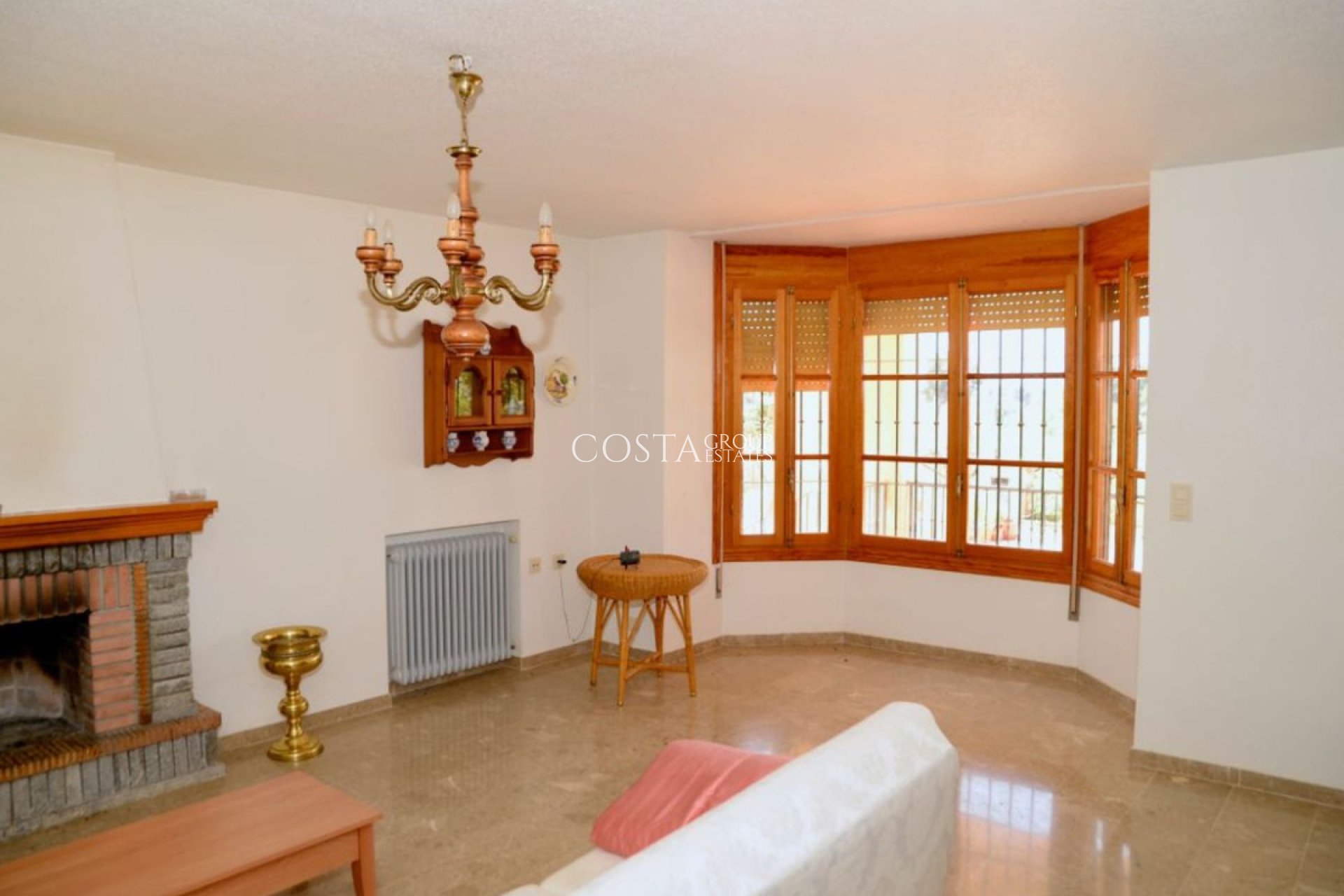 Herverkoop - Villa -
Lorca - Lorca Centro