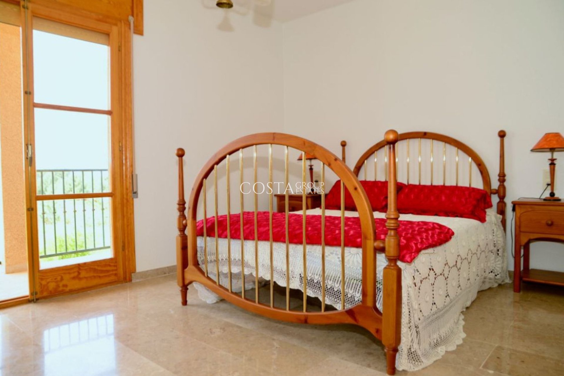 Herverkoop - Villa -
Lorca - Lorca Centro