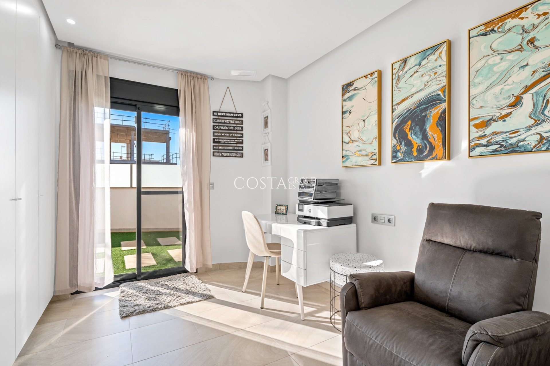 Herverkoop - Villa -
Los Alcazares - Euro Roda