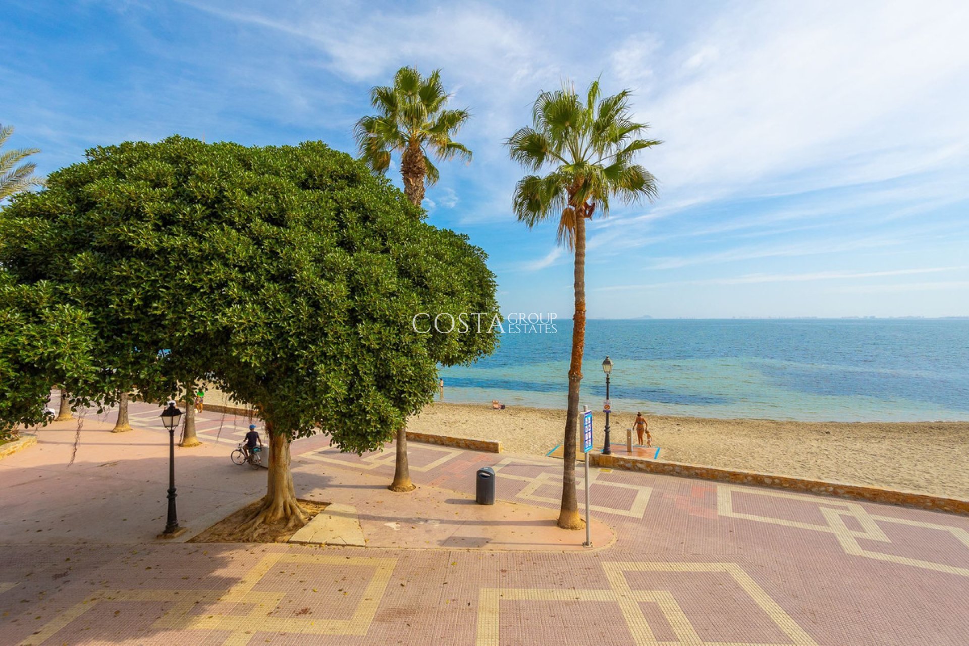 Herverkoop - Villa -
Los Alcazares - Los Alcazares Centro