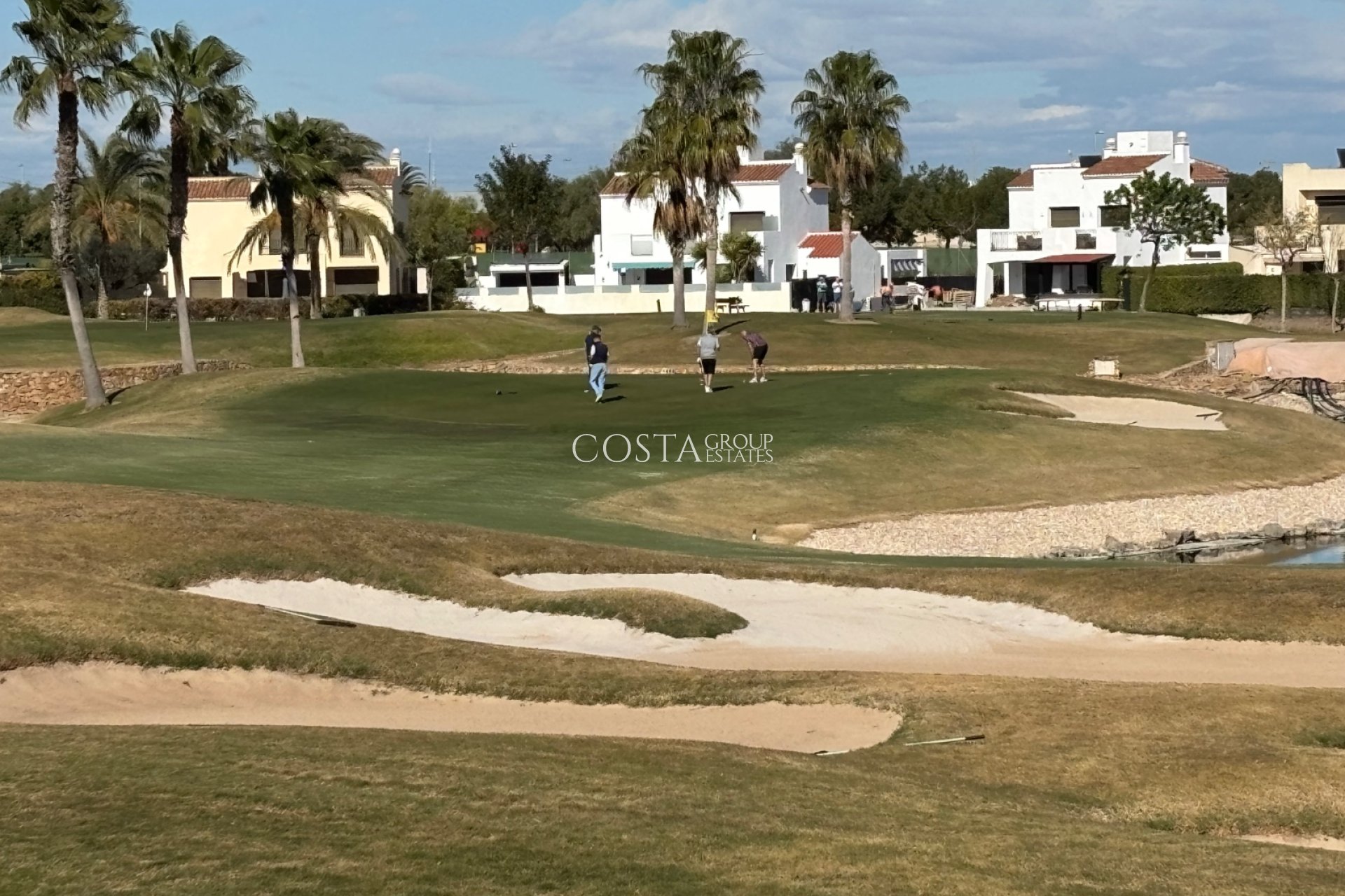 Herverkoop - Villa -
Los Alcazares - Roda