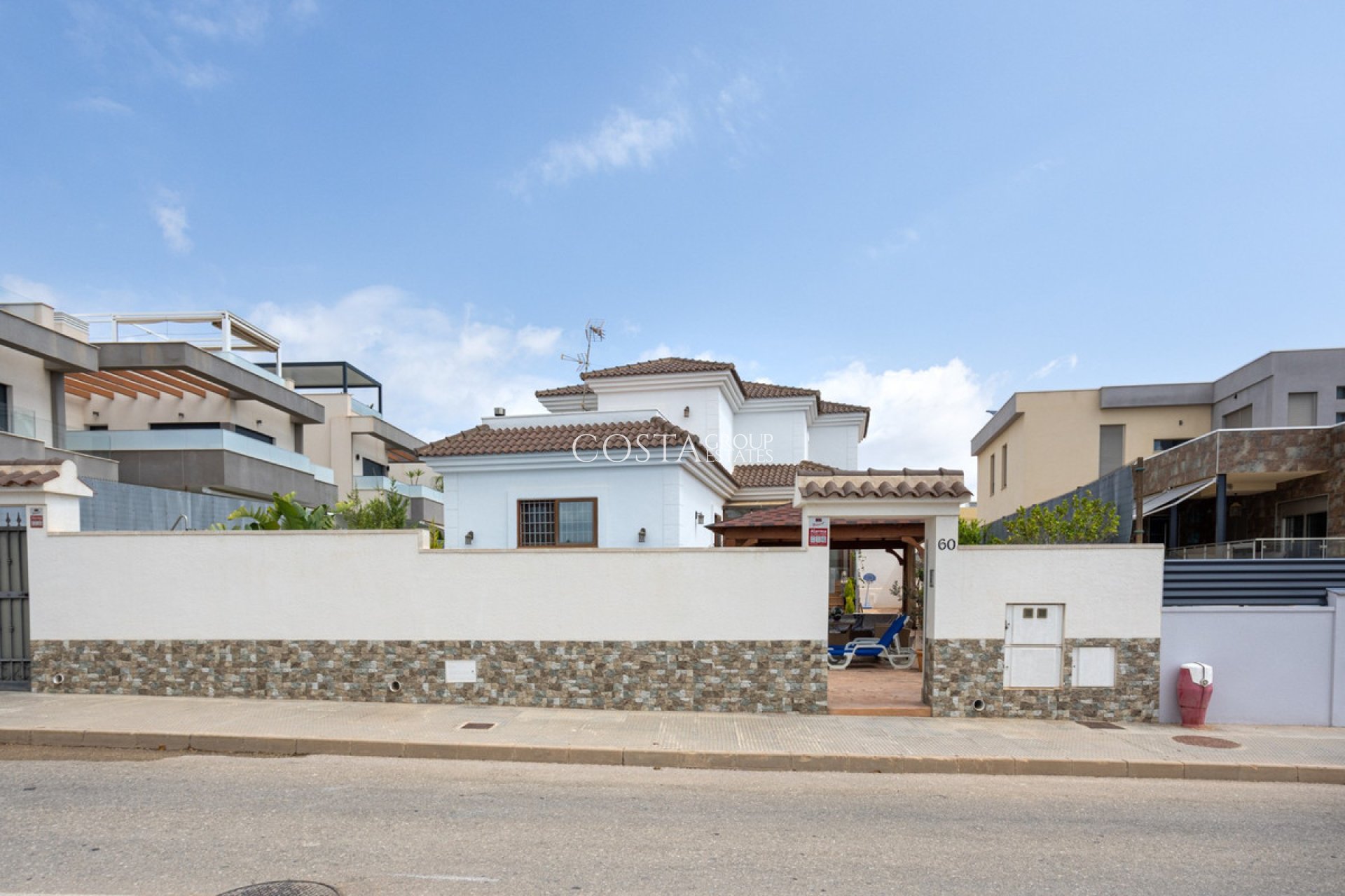 Herverkoop - Villa -
Los Montesinos - Los Montesinos Centro