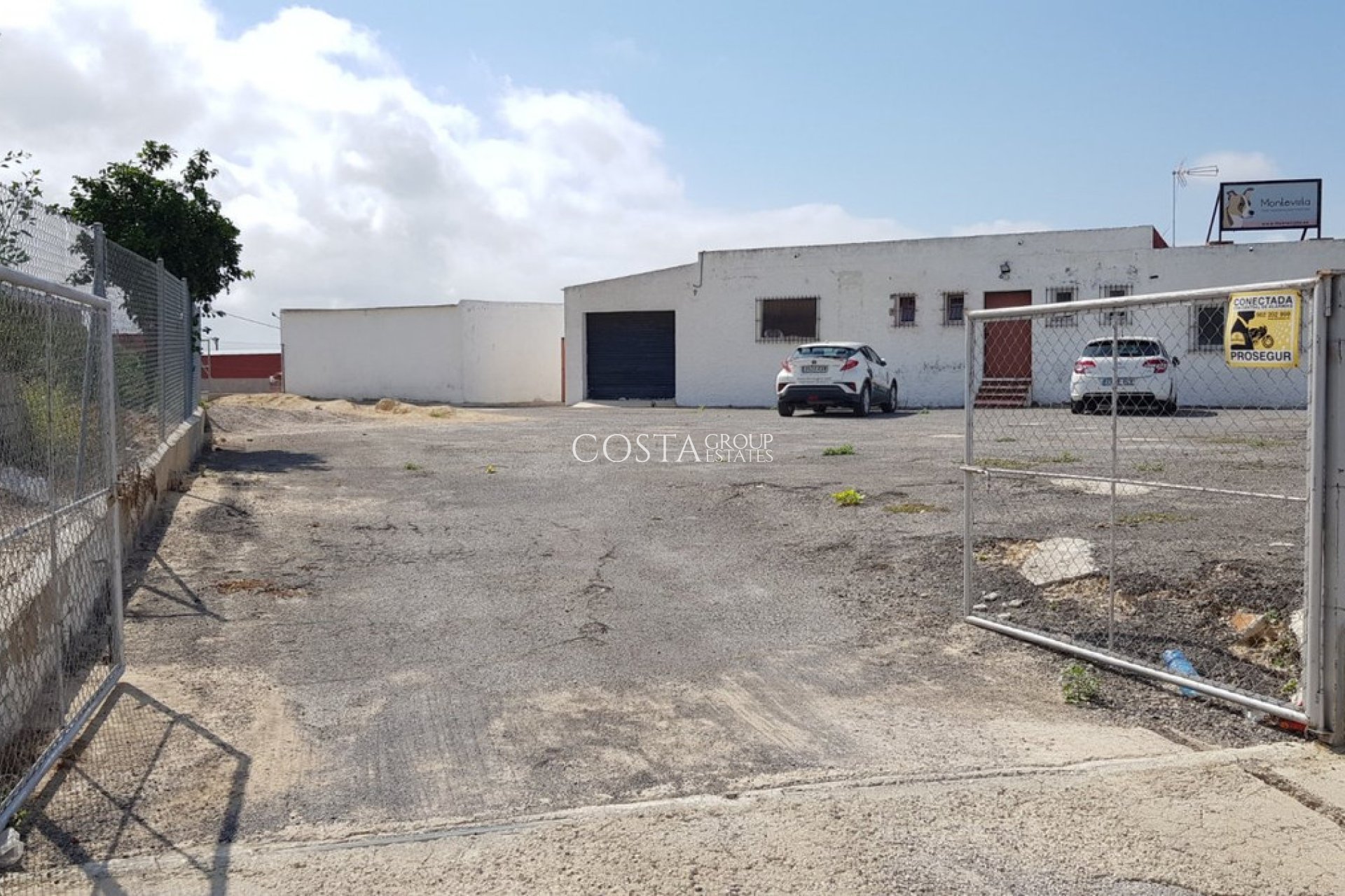 Herverkoop - Villa -
Los Montesinos - Los Montesinos Centro