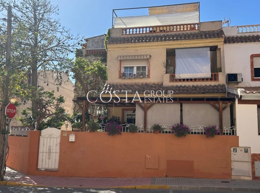 Herverkoop - Villa -
Los Montesinos - Los Montesinos Centro