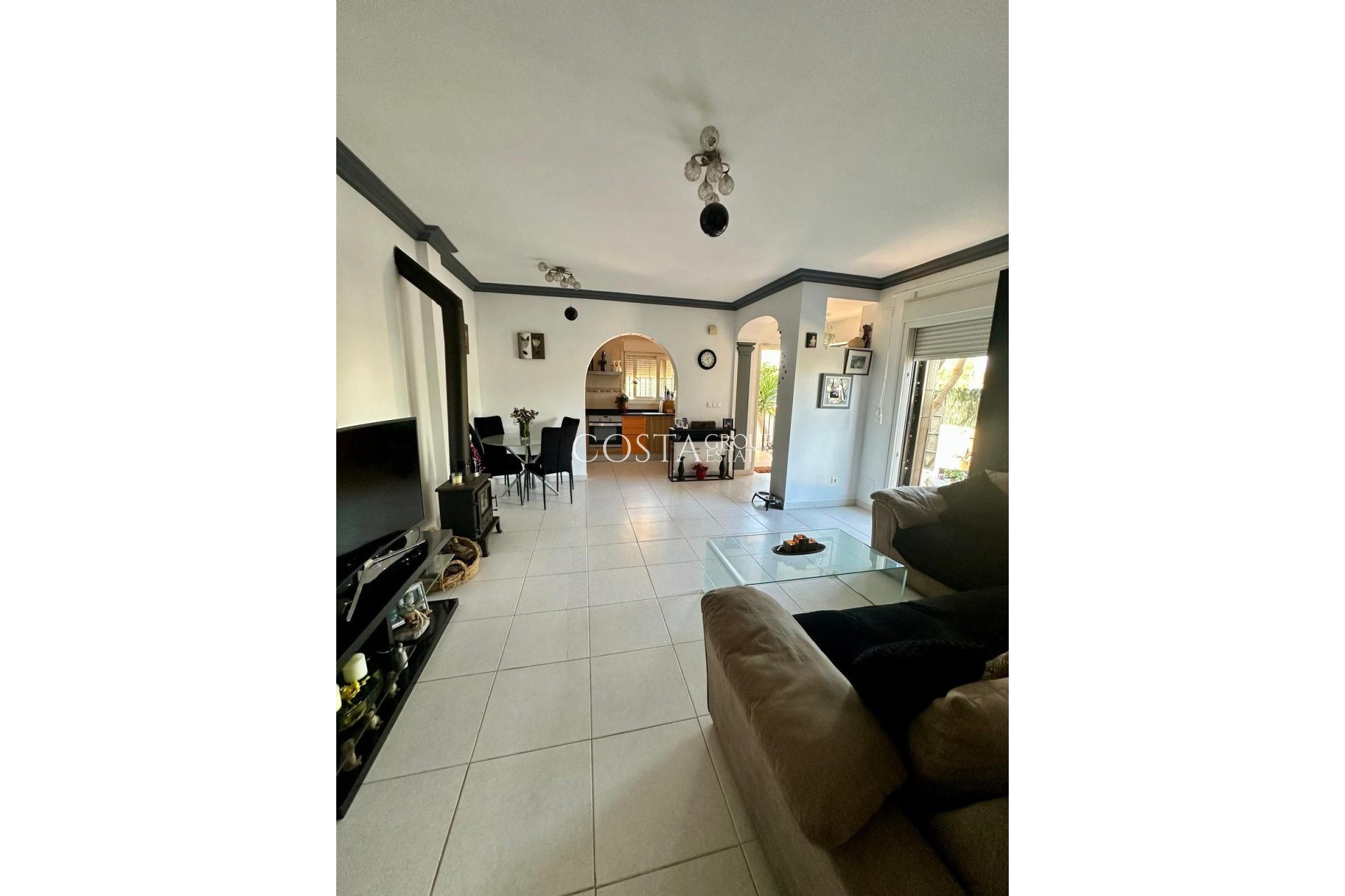 Herverkoop - Villa -
Los Montesinos - Los Montesinos Centro