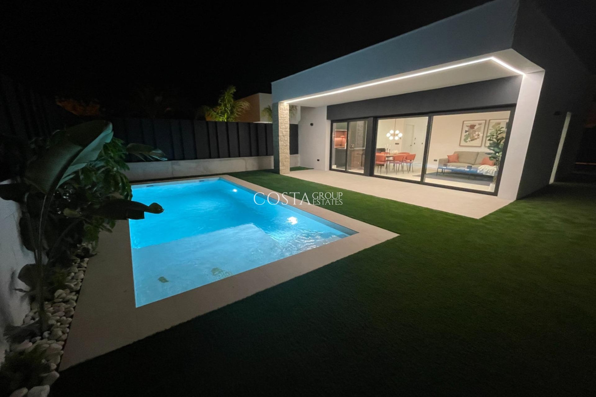 Herverkoop - Villa -
Molina De Segura - Molina de Segura Centro