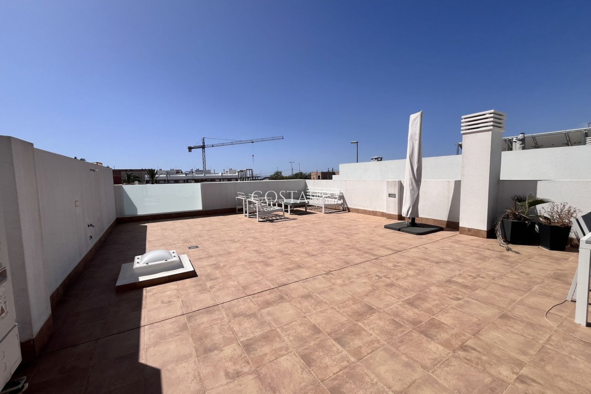 Herverkoop - Villa -
Murcia - Avileses