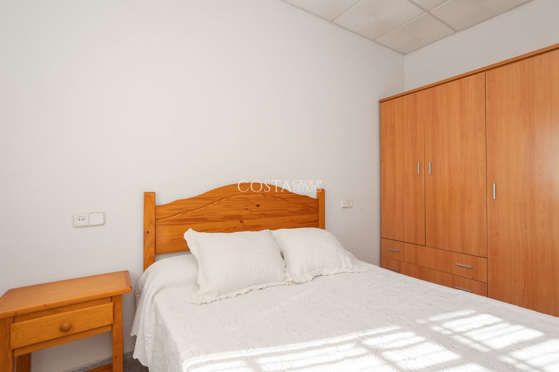 Herverkoop - Villa -
Murcia - Corvera