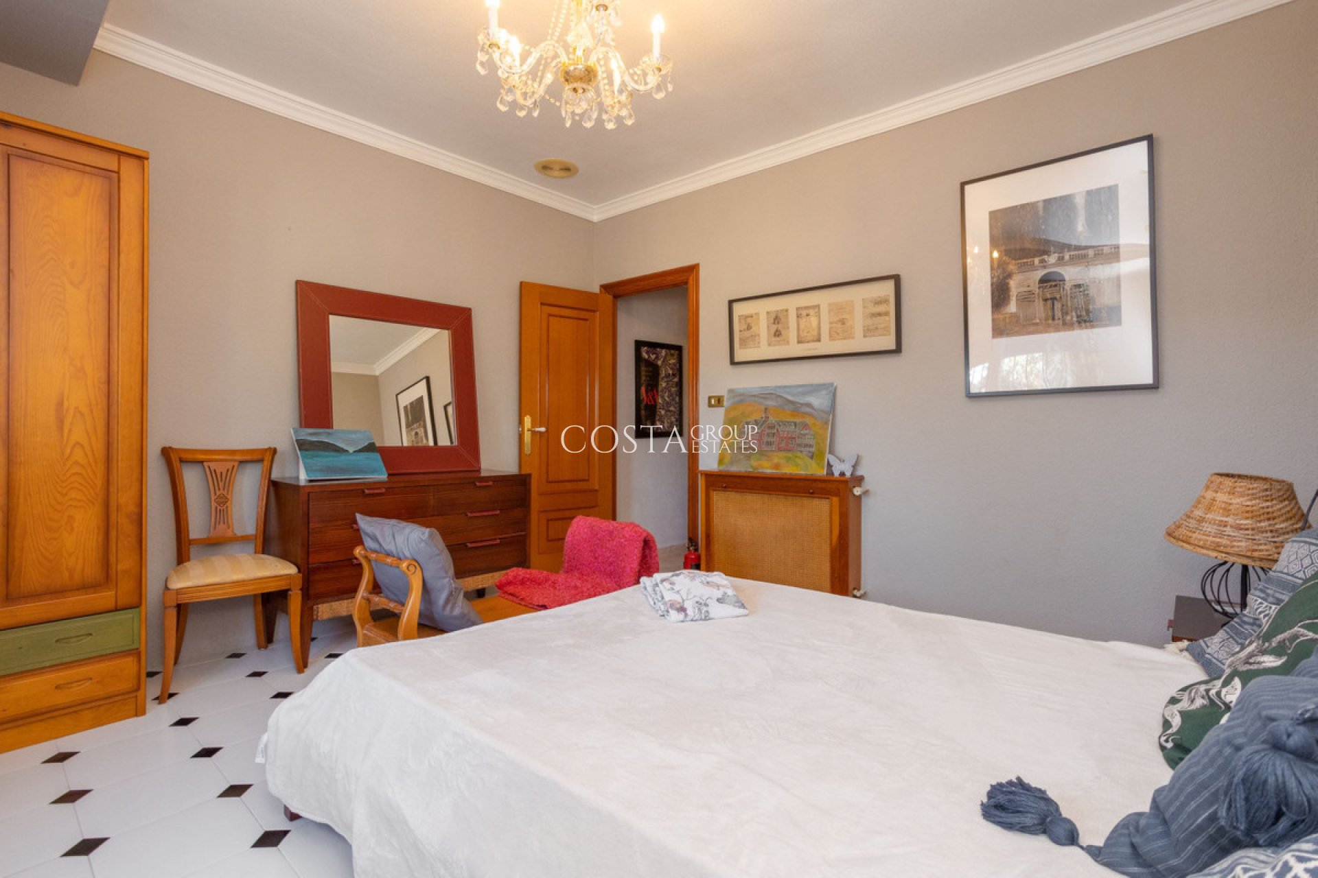 Herverkoop - Villa -
Murcia - La Puebla