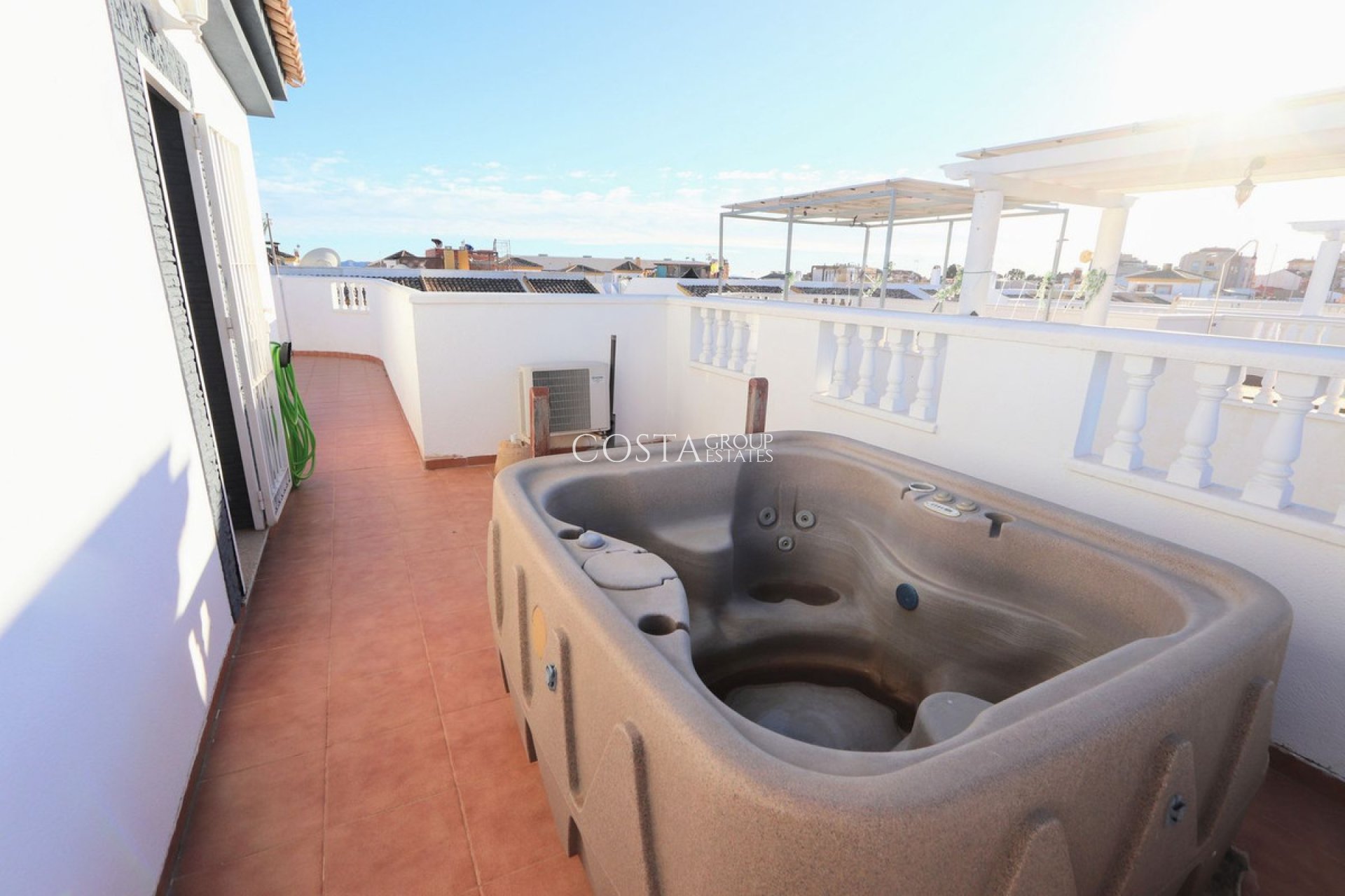 Herverkoop - Villa -
Murcia - Sucina