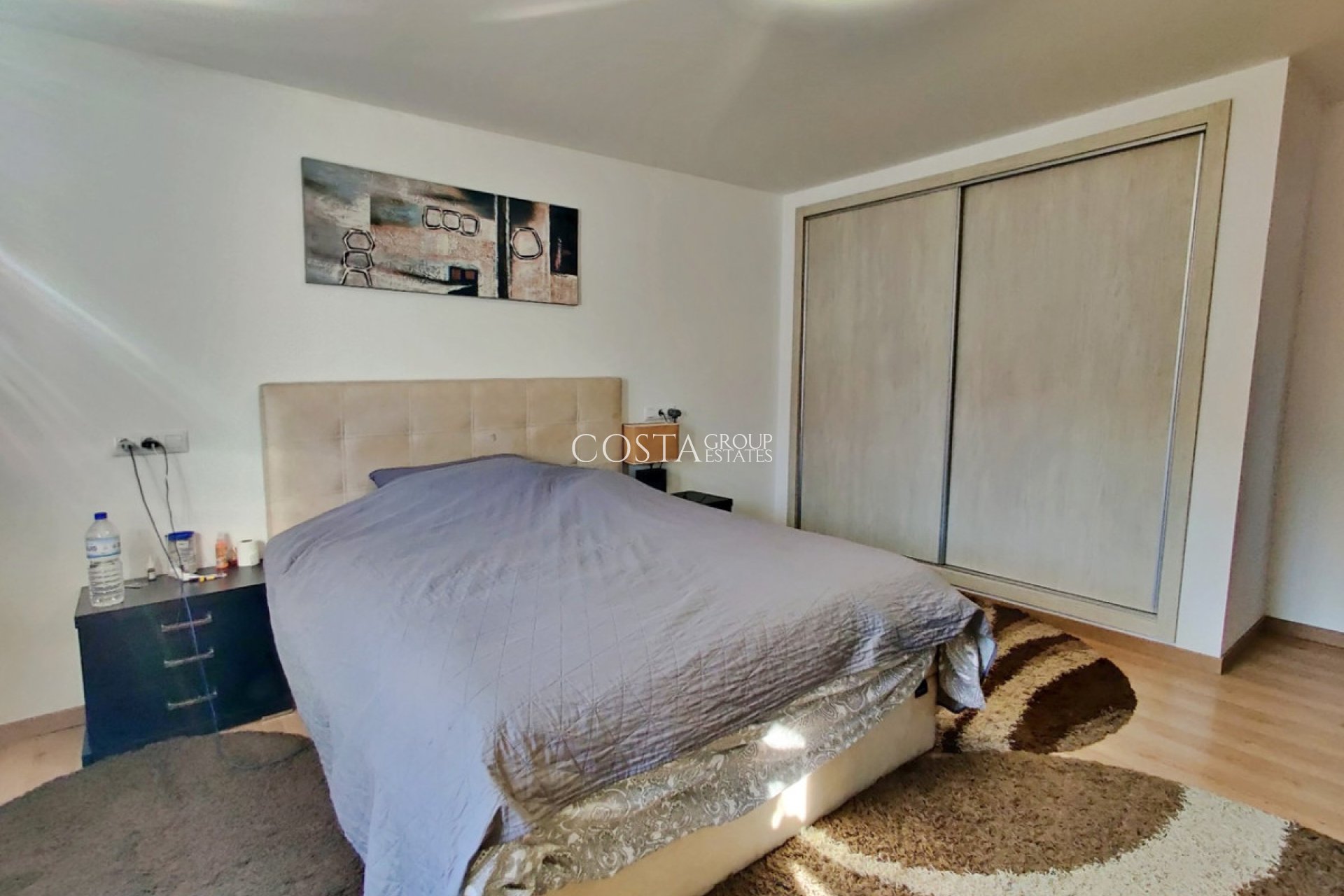 Herverkoop - Villa -
Novelda - Estación