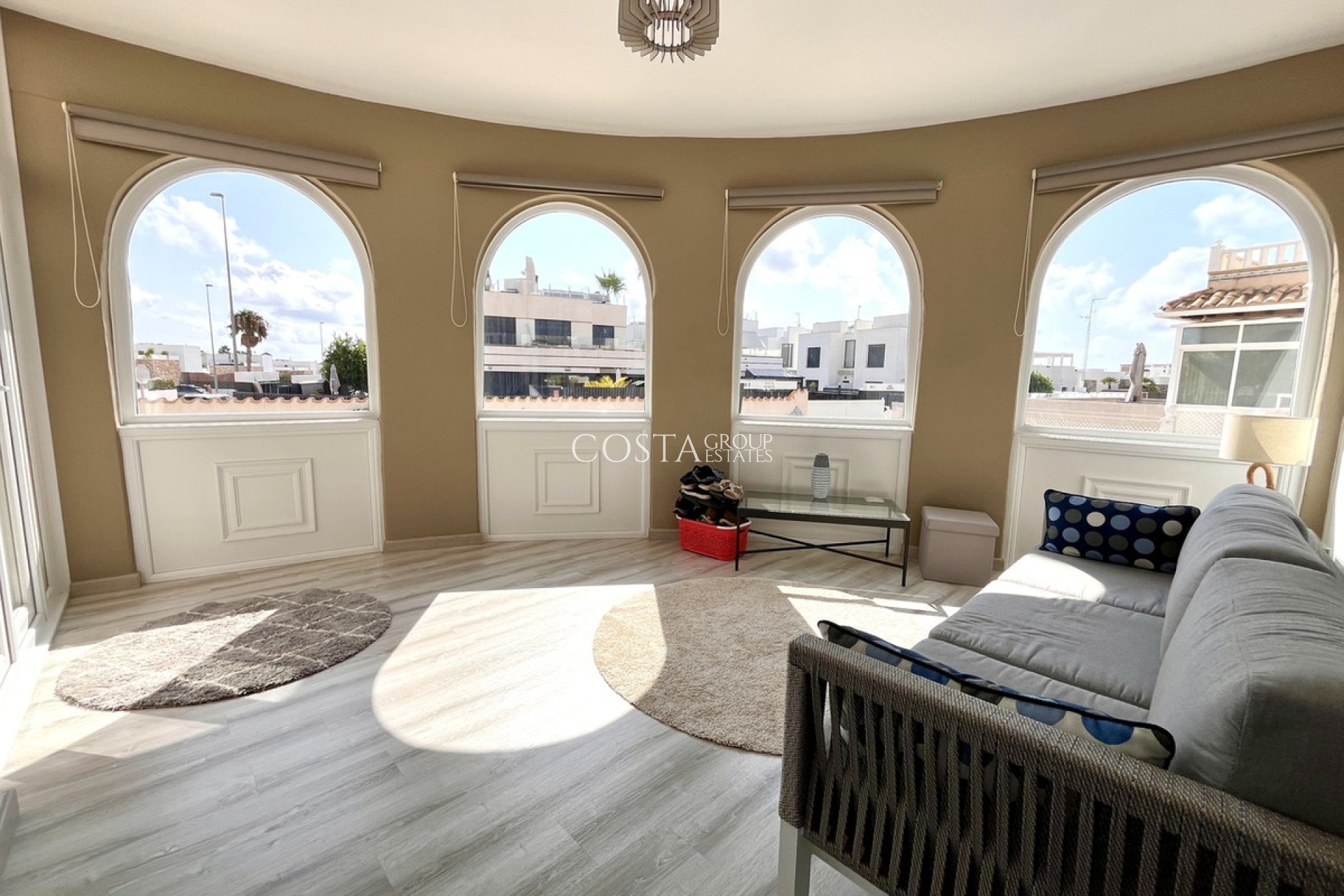 Herverkoop - Villa -
Orihuela - Cabo Roig