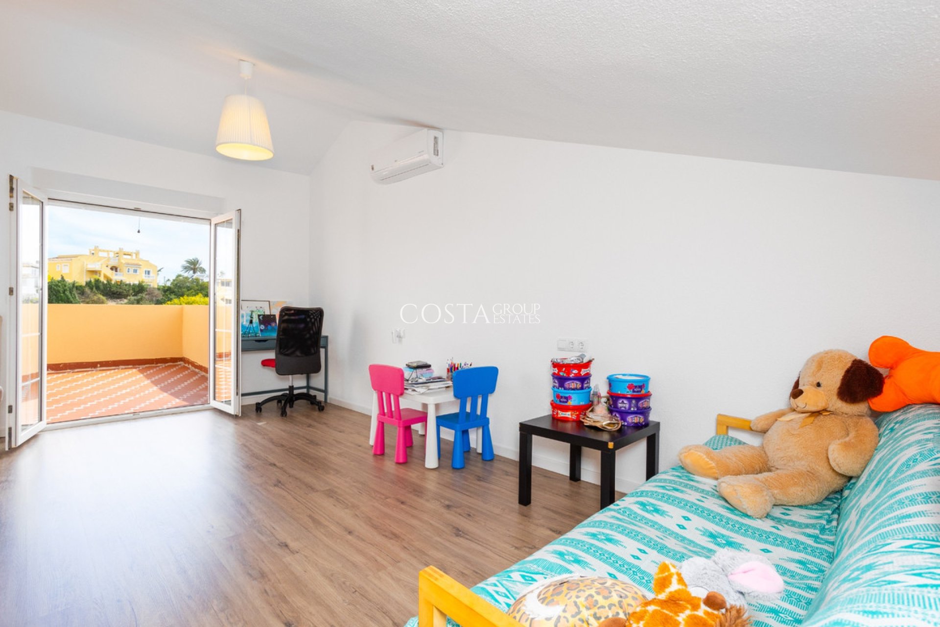 Herverkoop - Villa -
Orihuela - Cabo Roig
